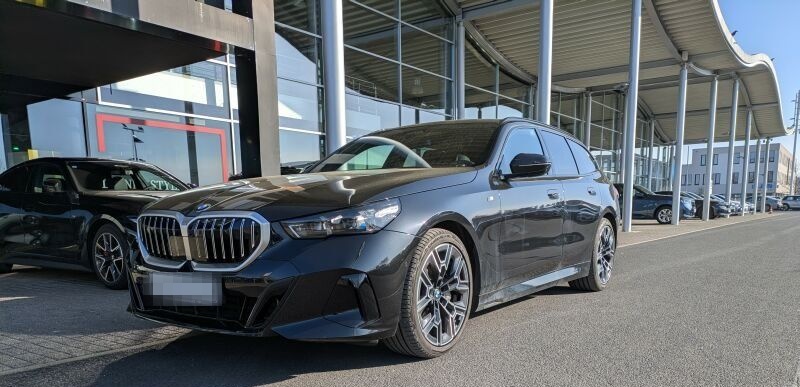 BMW 540d xDrive Tour. M Sport AHK. ParkAss.Plus. foto 2