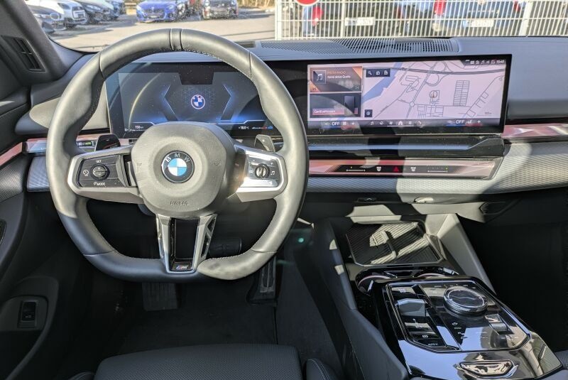 BMW 540d xDrive Tour. M Sport AHK. ParkAss.Plus. foto 8
