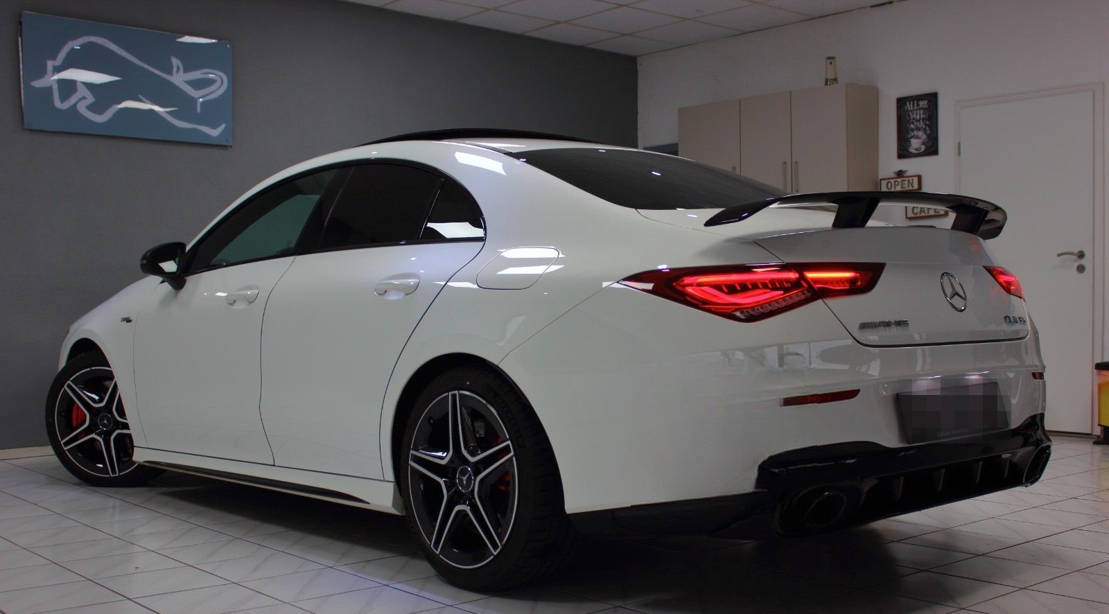 Mercedes-Benz CLA 35 AMG Coupé 4M DCT~DEUTSCH+UNFALLFREI+AEROK foto 10