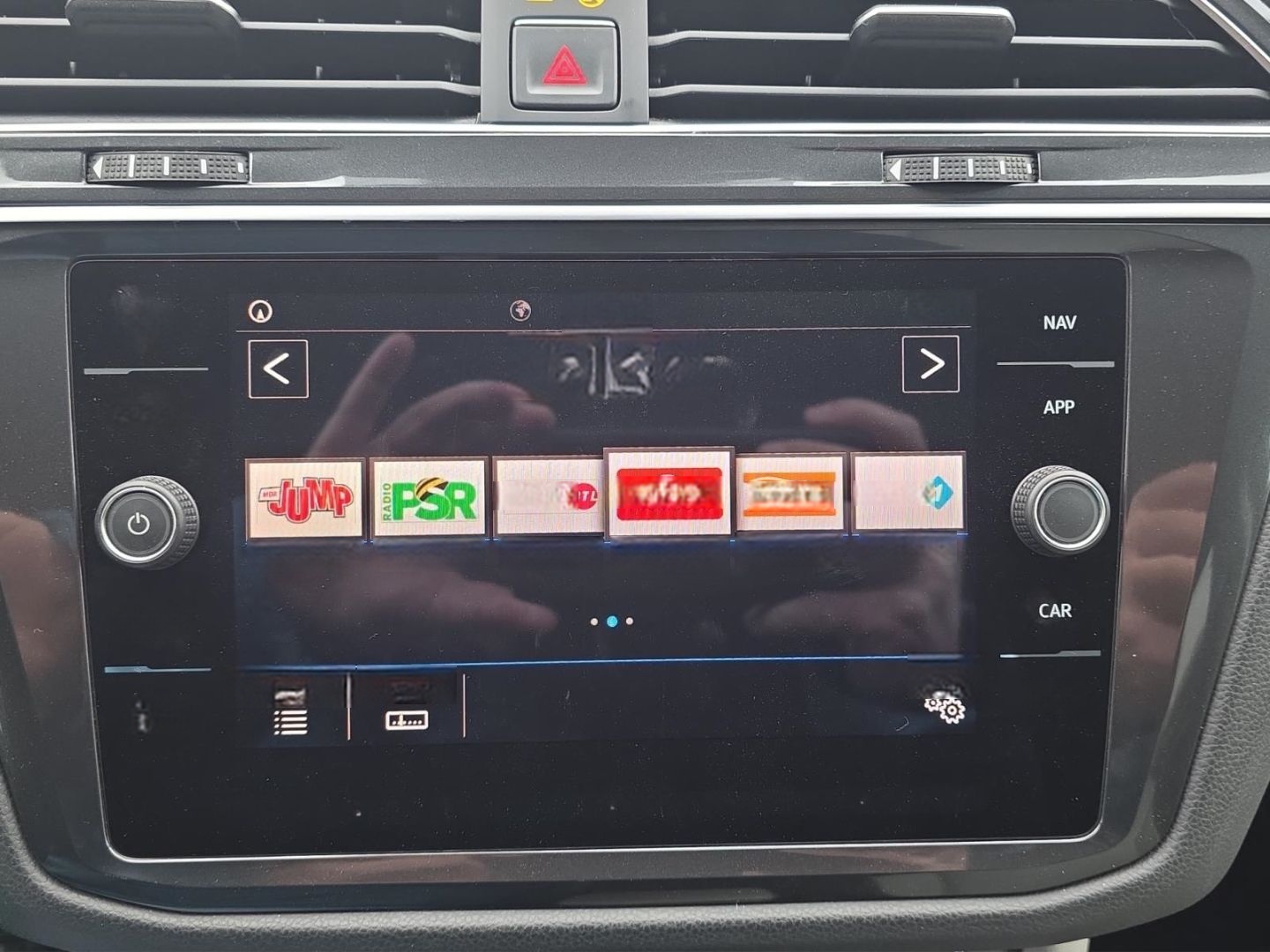 Volkswagen Tiguan 2.0 TDI, Navi,Climatronic,ACC,AHK,PDC,Sit foto 16