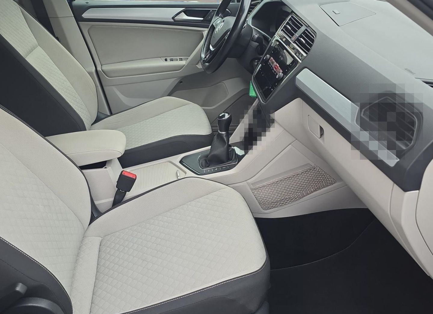 Volkswagen Tiguan 2.0 TDI, Navi,Climatronic,ACC,AHK,PDC,Sit foto 9