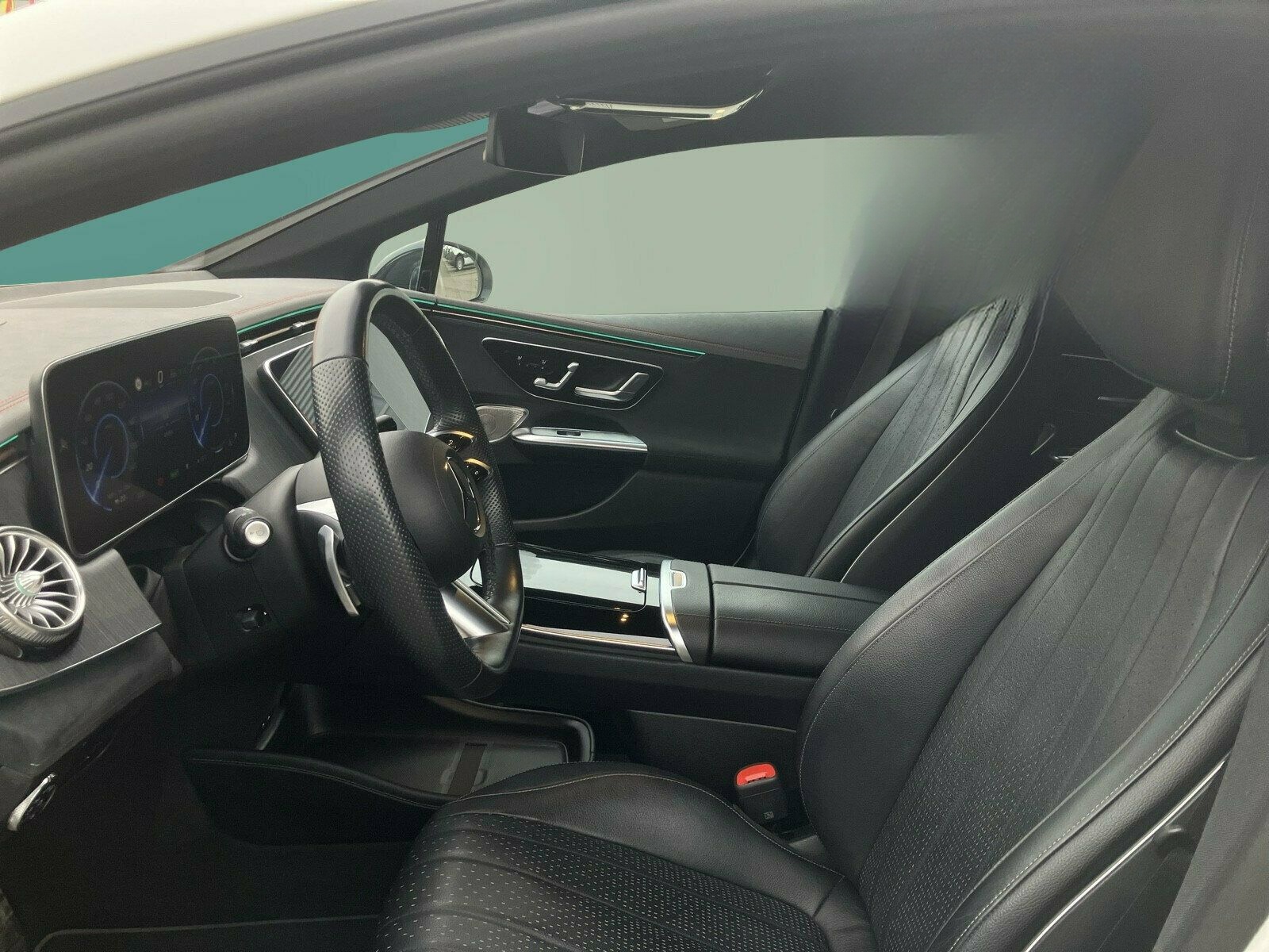Mercedes-Benz EQE 350 AMG+NIGHT+AHK+DISTRO+SOUND+360°+HUD+MEMO foto 11