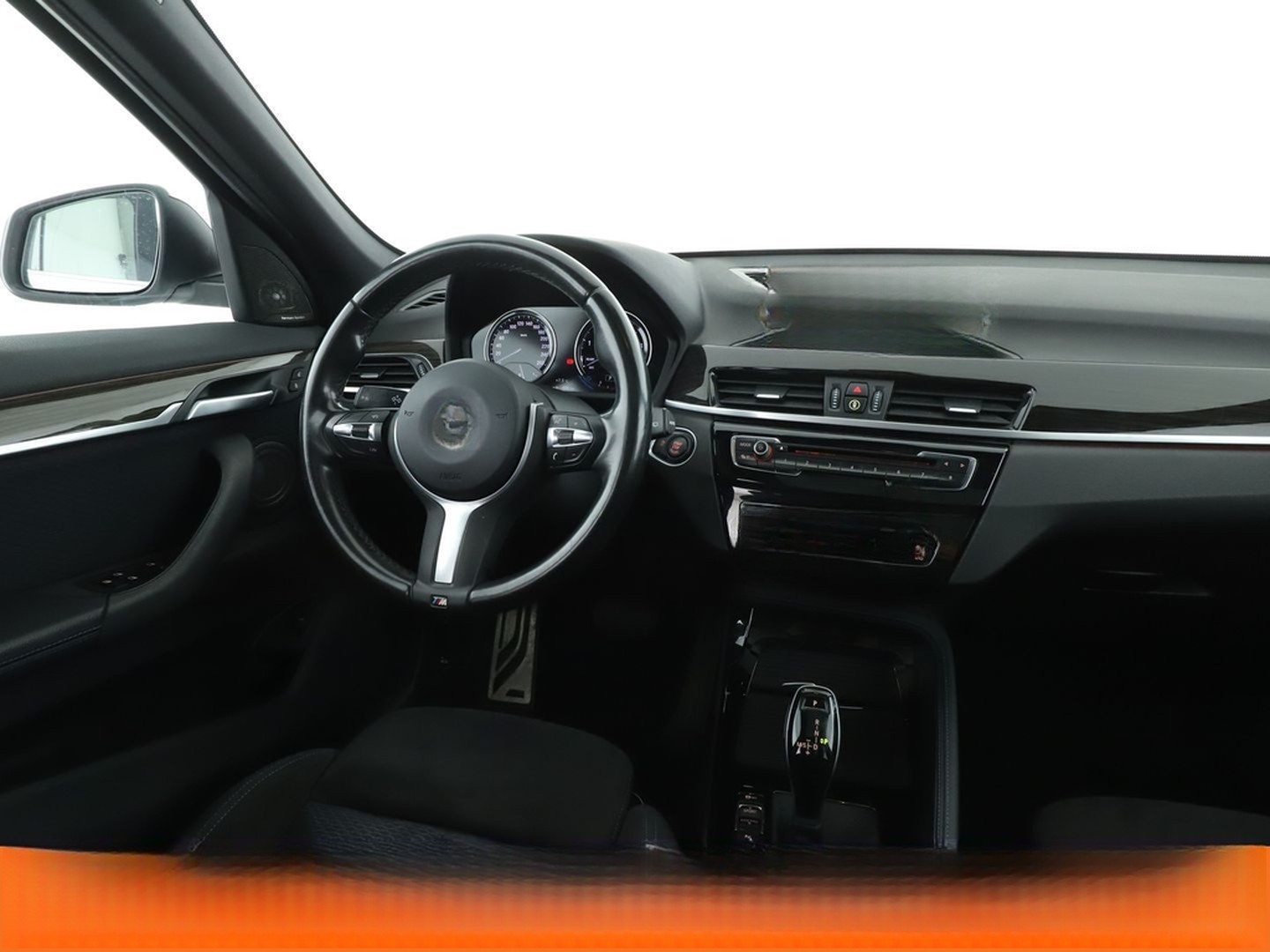 BMW X1 sDrive 20i M Sport Aut.*NAVI*LED*HUD*PANO*H&K foto 13