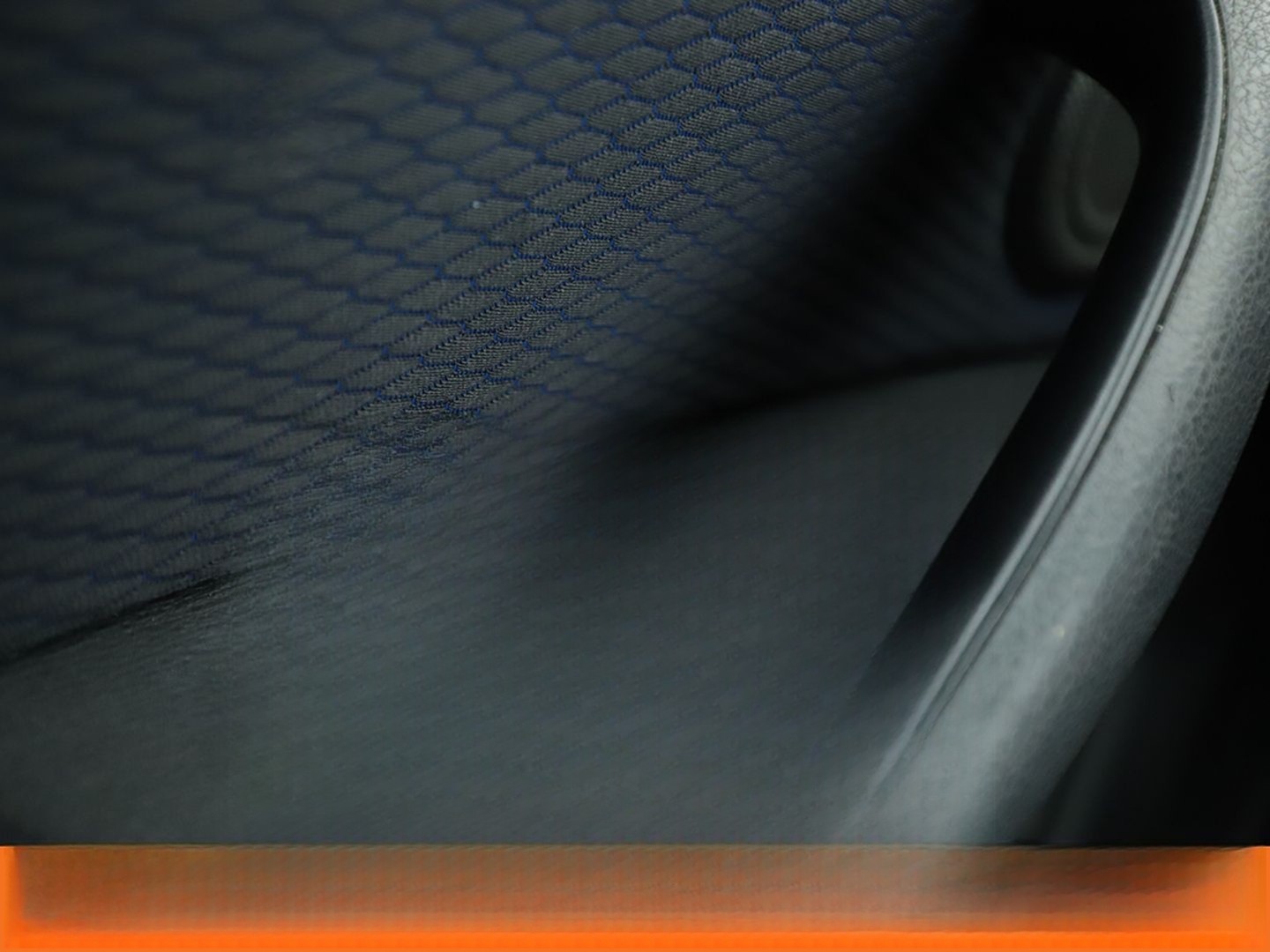 BMW X1 sDrive 20i M Sport Aut.*NAVI*LED*HUD*PANO*H&K foto 25