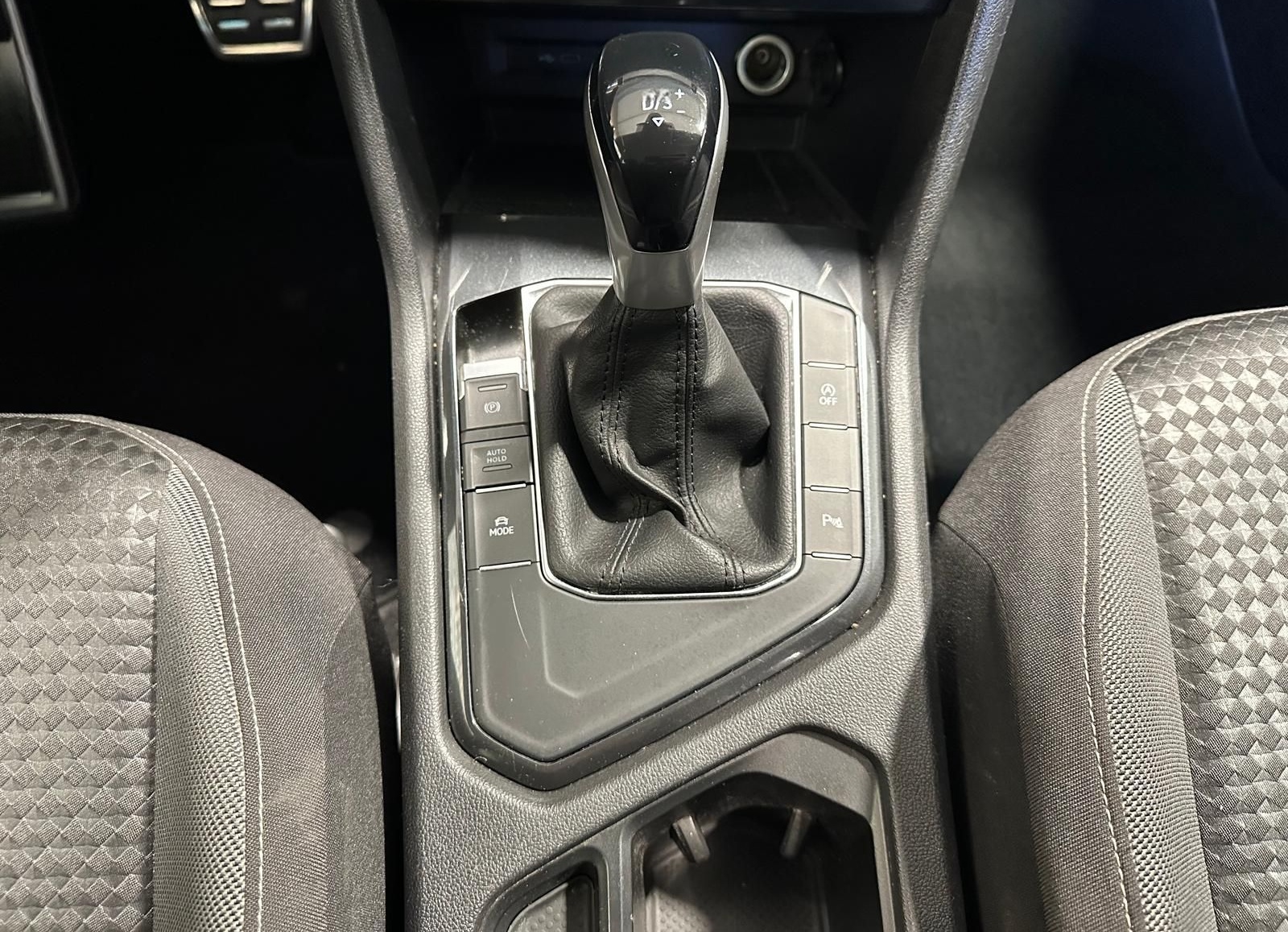 Volkswagen Tiguan Life Active 2.0 TDI DSG AHK|Navi|SHZ|LED foto 17