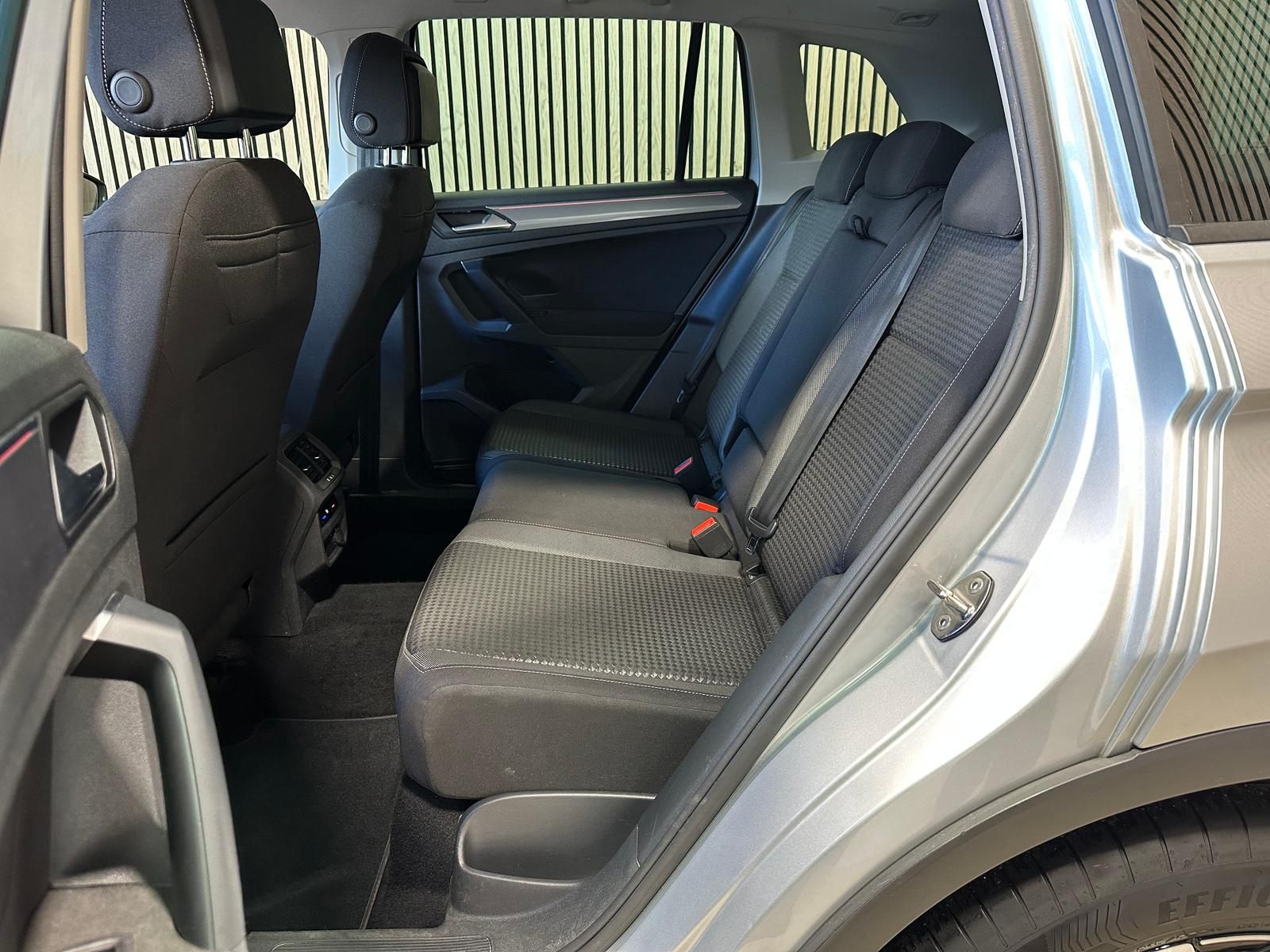 Volkswagen Tiguan Life Active 2.0 TDI DSG AHK|Navi|SHZ|LED foto 19