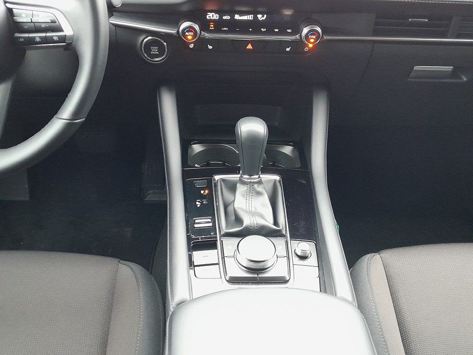Mazda 3 Limous. (4T) e-SKY-G (140PS) 6AT EXCL. DA-& DE foto 11