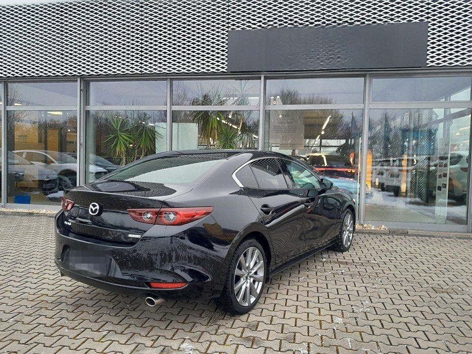 Mazda 3 Limous. (4T) e-SKY-G (140PS) 6AT EXCL. DA-& DE foto 3