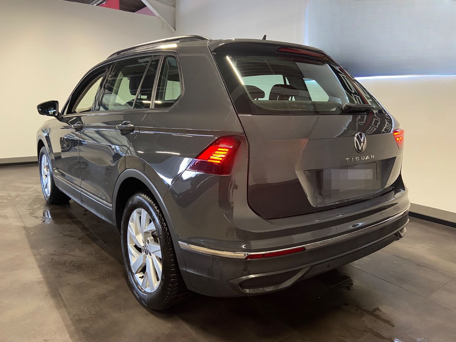 Volkswagen Tiguan 2.0 TDI DSG**LED+Massage+Kamera** foto 2
