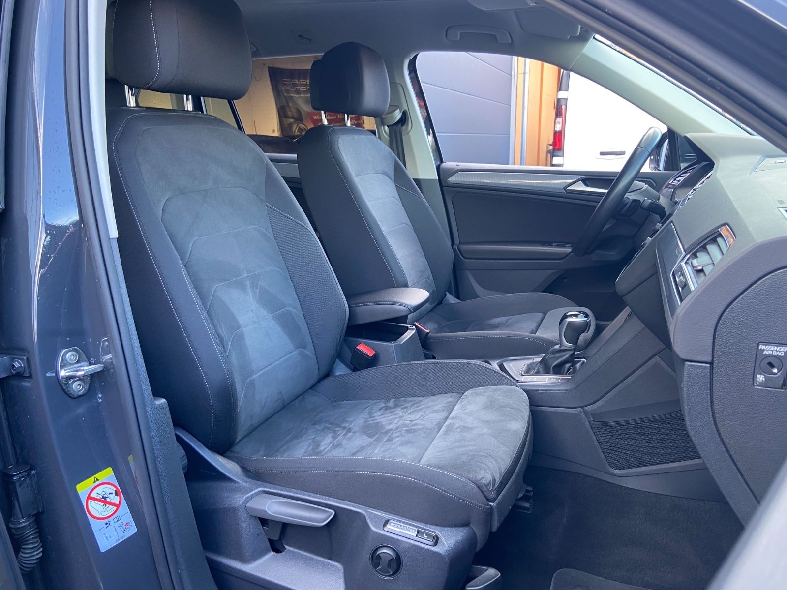 Volkswagen Tiguan 2.0 TDI DSG**LED+Massage+Kamera** foto 14