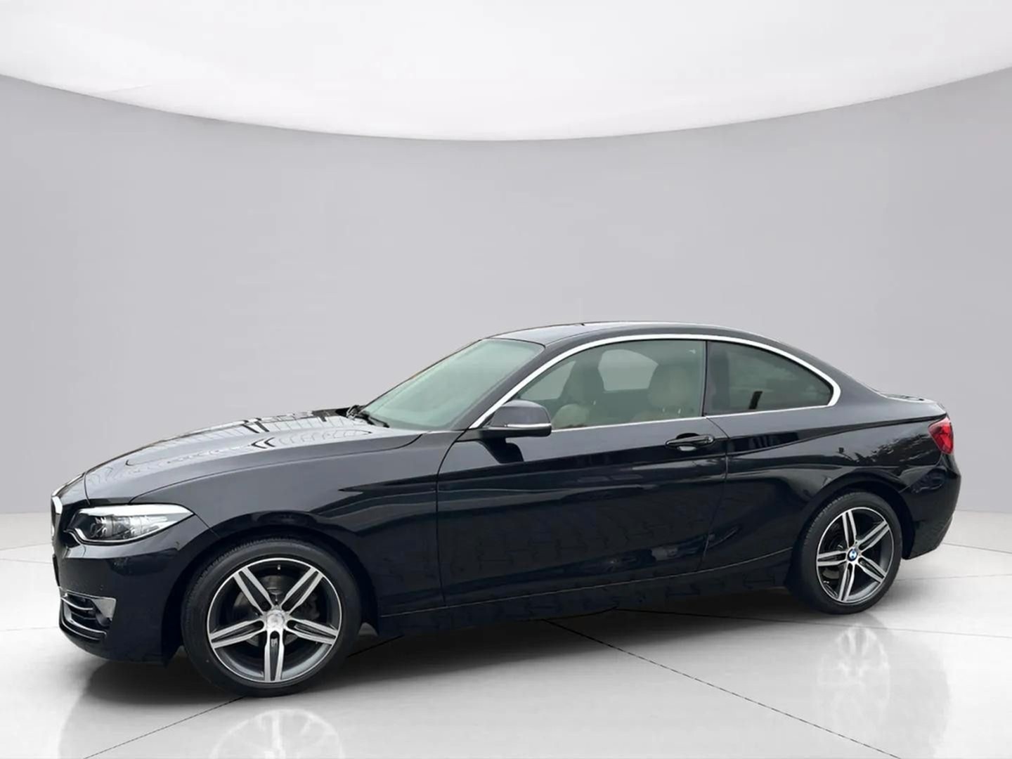 BMW 218i Coupe*M* Luxury Line*Automatik*SHZ*1.Hand* foto 2