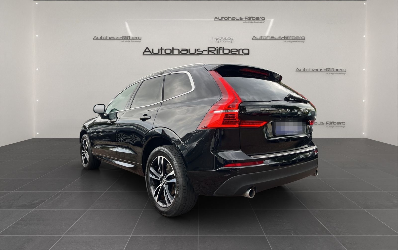 Volvo XC60 D4 Momentum 2WD/AUT/NAVI/19Z/KAMERA/LEDER foto 4