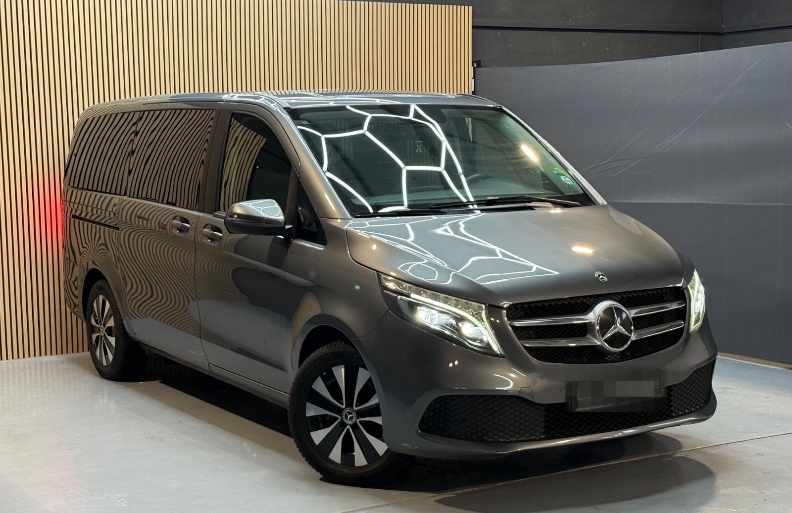 Mercedes-Benz V 300 d Aut. EDITION °Lang°4 MATIC°Cam°7 Sitz foto 3