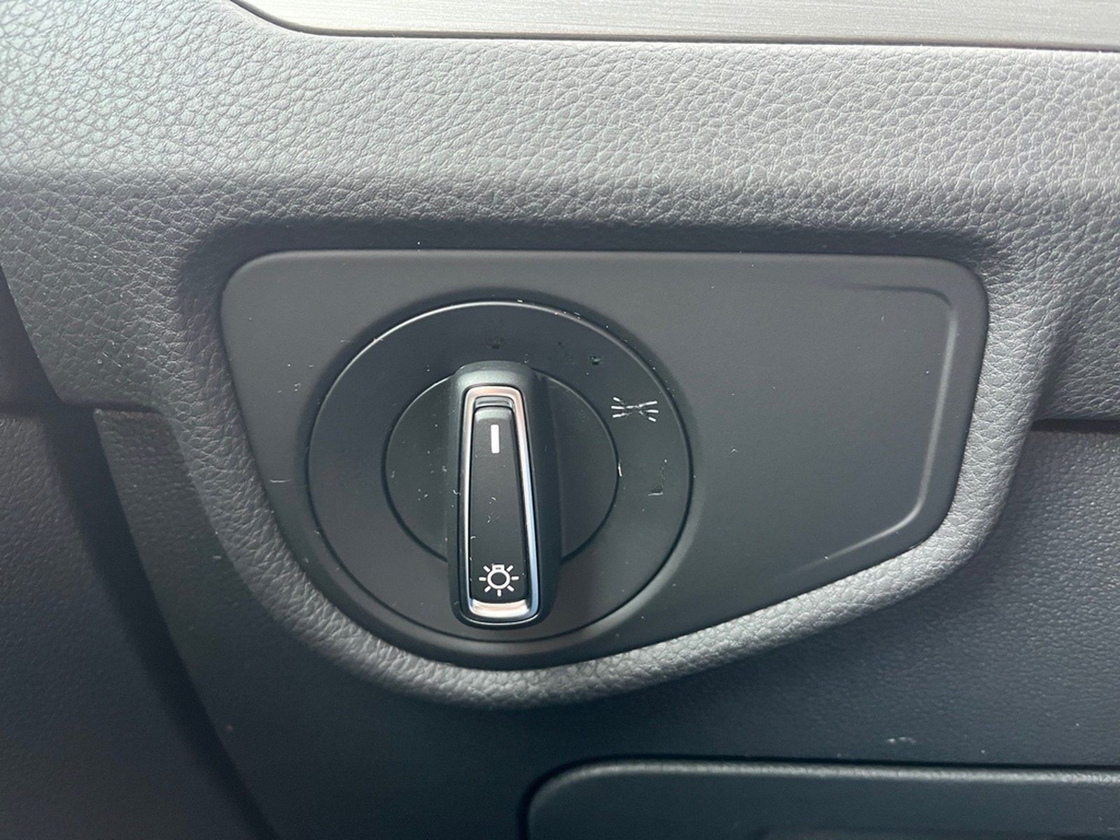 Volkswagen Touran 1.5 TSI Comfortline R-Line ACC+LED+Massag foto 15