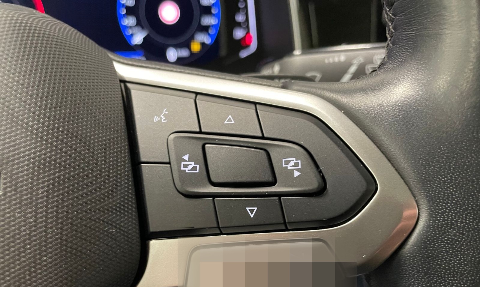 Volkswagen Polo Style 1.0 TSI DSG AHK ACC NAVI PANO foto 17