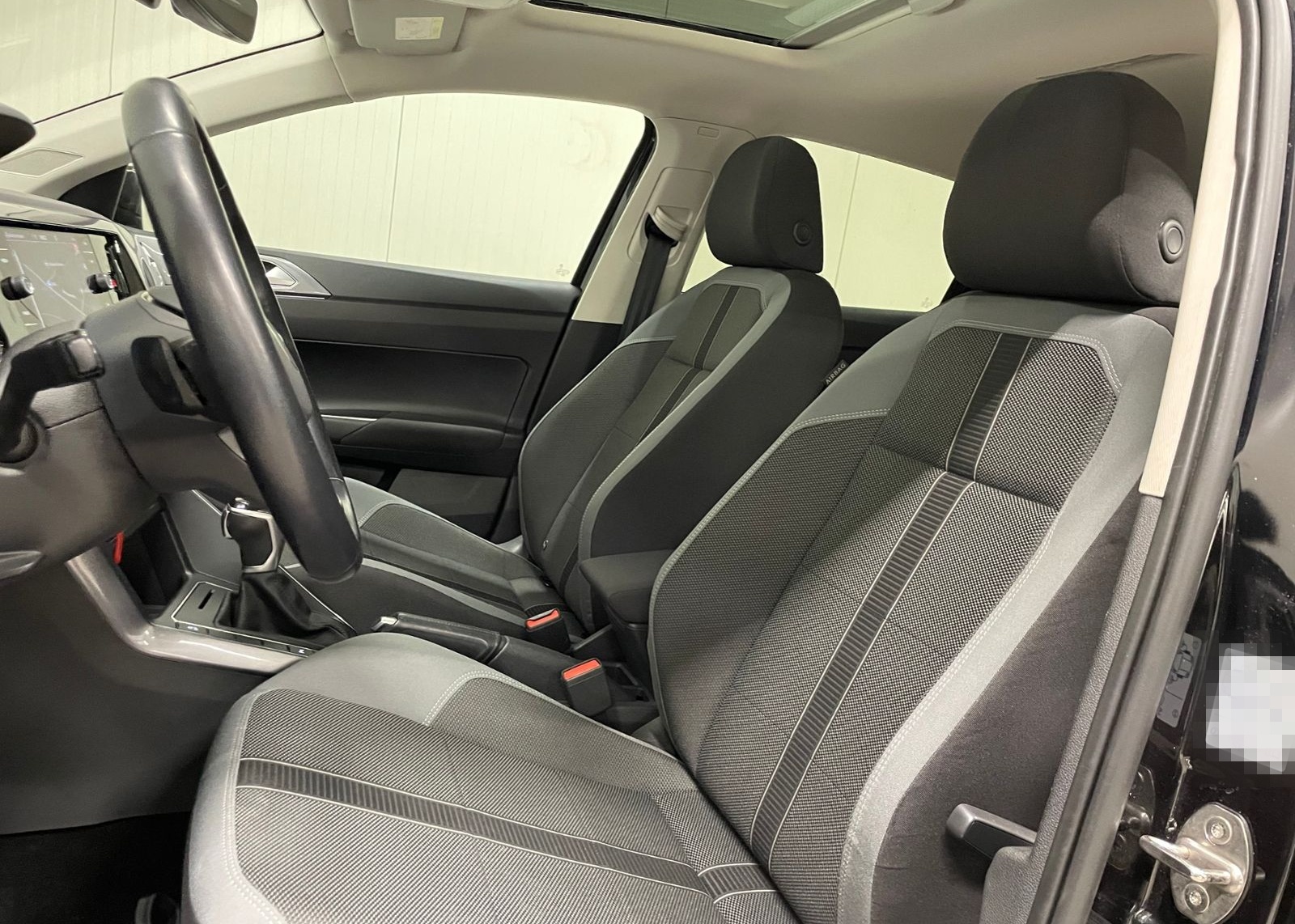 Volkswagen Polo Style 1.0 TSI DSG AHK ACC NAVI PANO foto 18