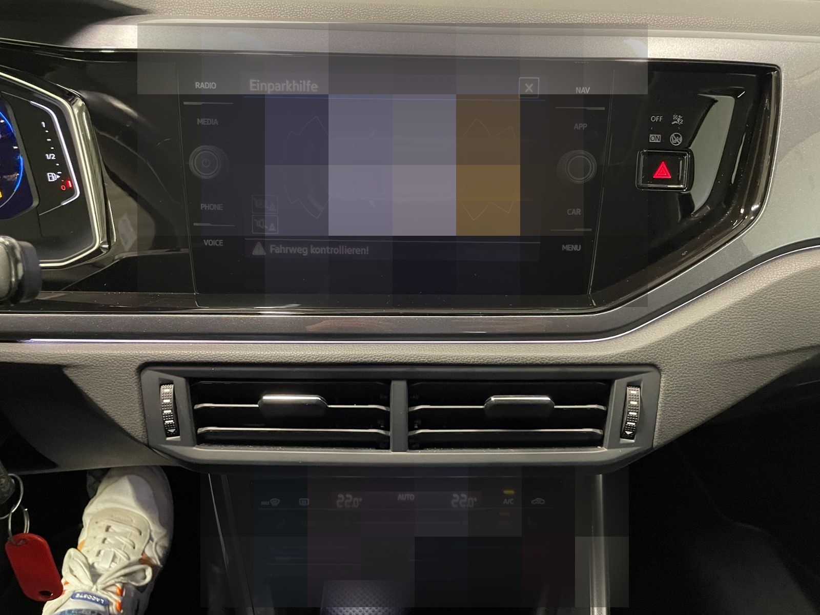 Volkswagen Polo Style 1.0 TSI DSG AHK ACC NAVI PANO foto 24