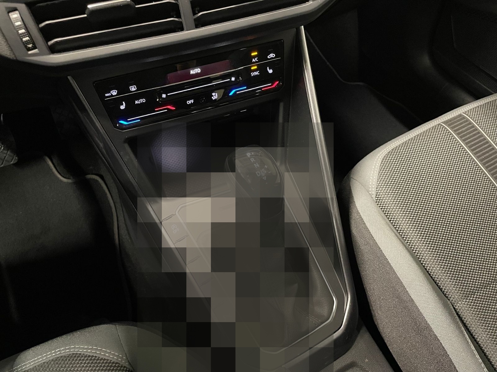 Volkswagen Polo Style 1.0 TSI DSG AHK ACC NAVI PANO foto 25