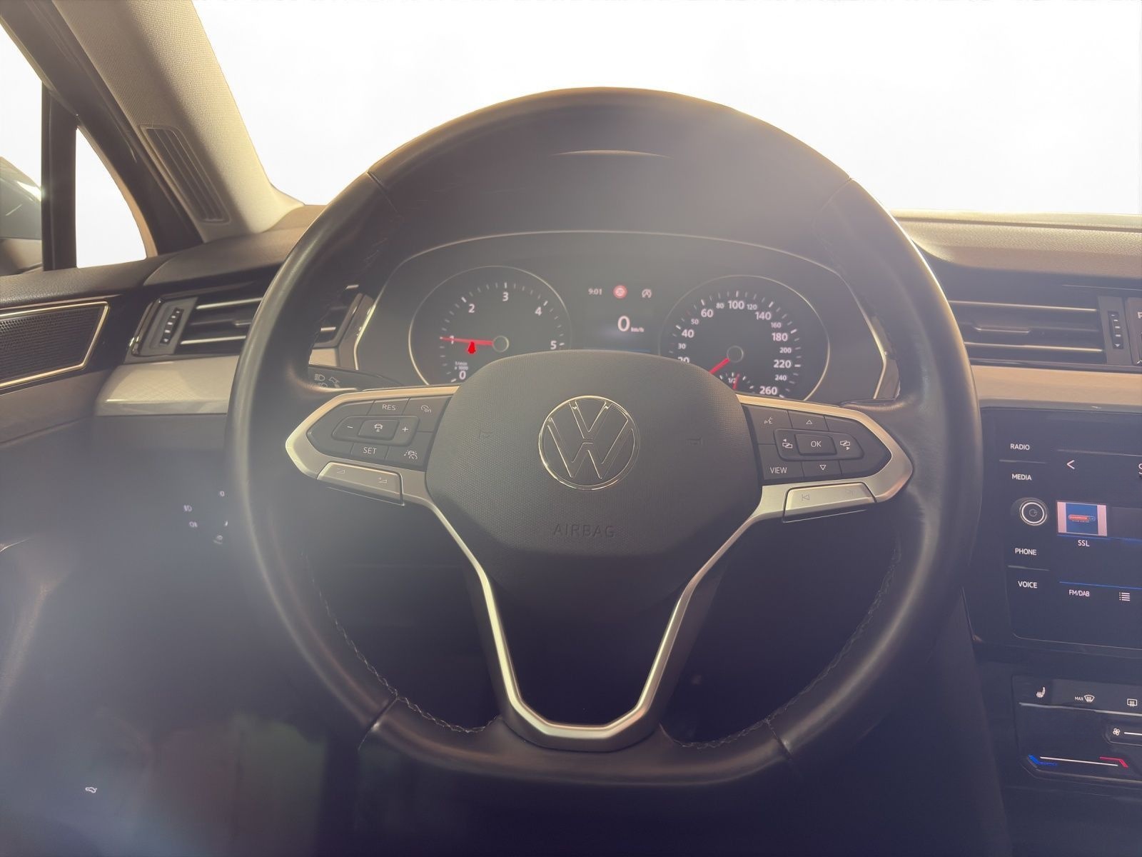 Volkswagen Passat Variant 2.0 TDI Business LED Navi PDC+RFK foto 21