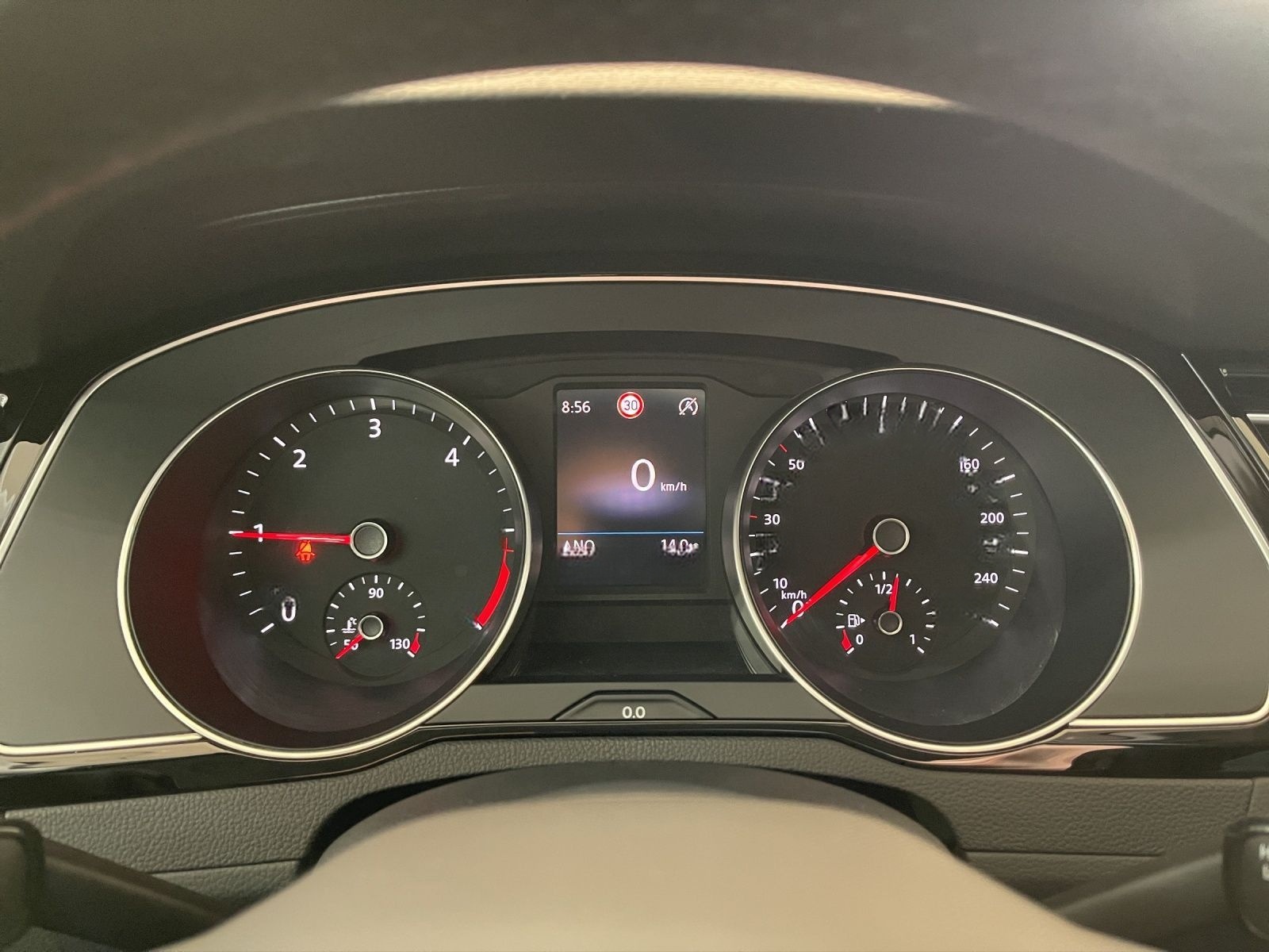 Volkswagen Passat Variant 2.0 TDI Business LED Navi PDC+RFK foto 9