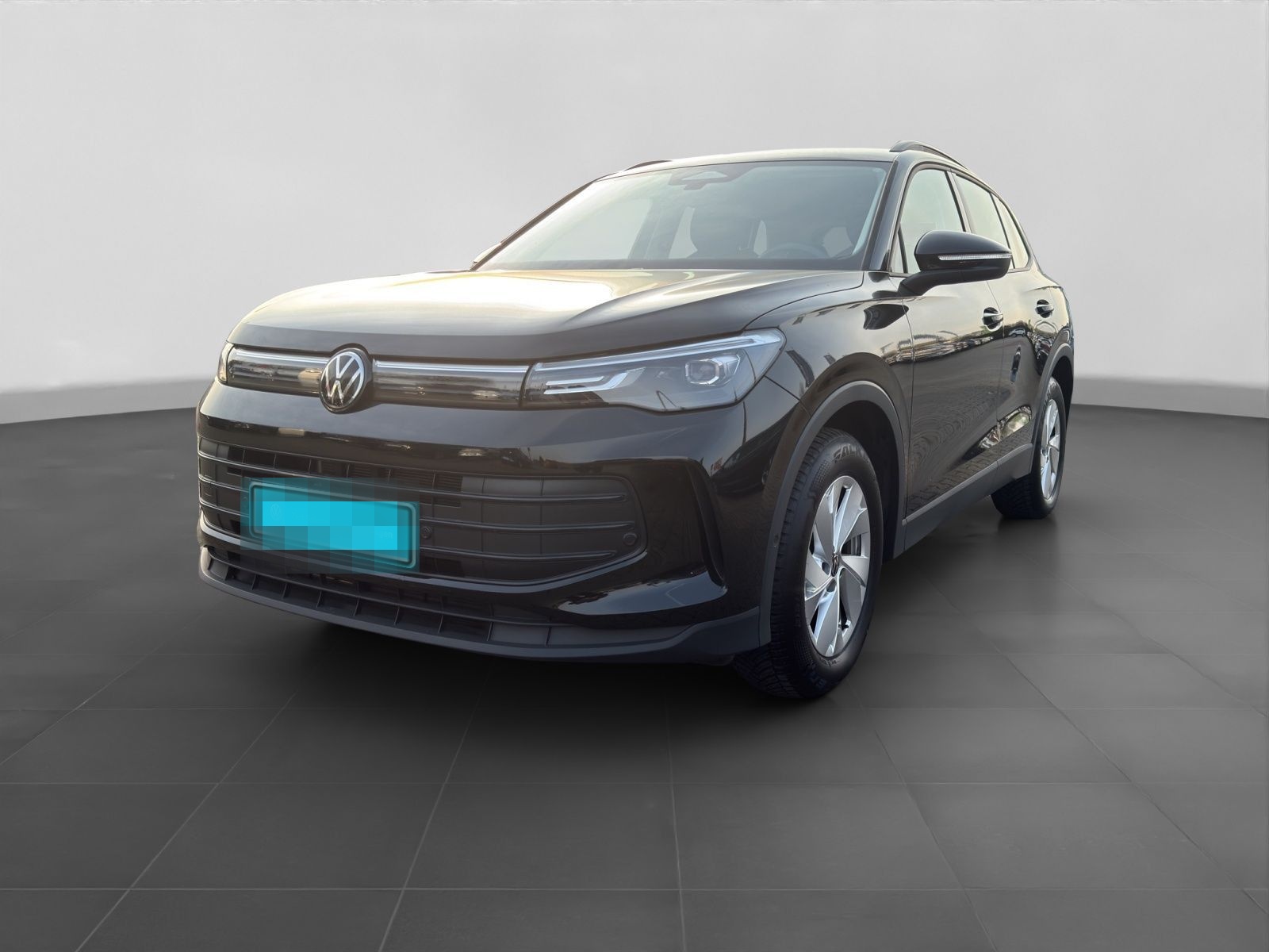 Volkswagen Tiguan 1.5 eTSI DSG NAVI AHK KAMERA foto 2