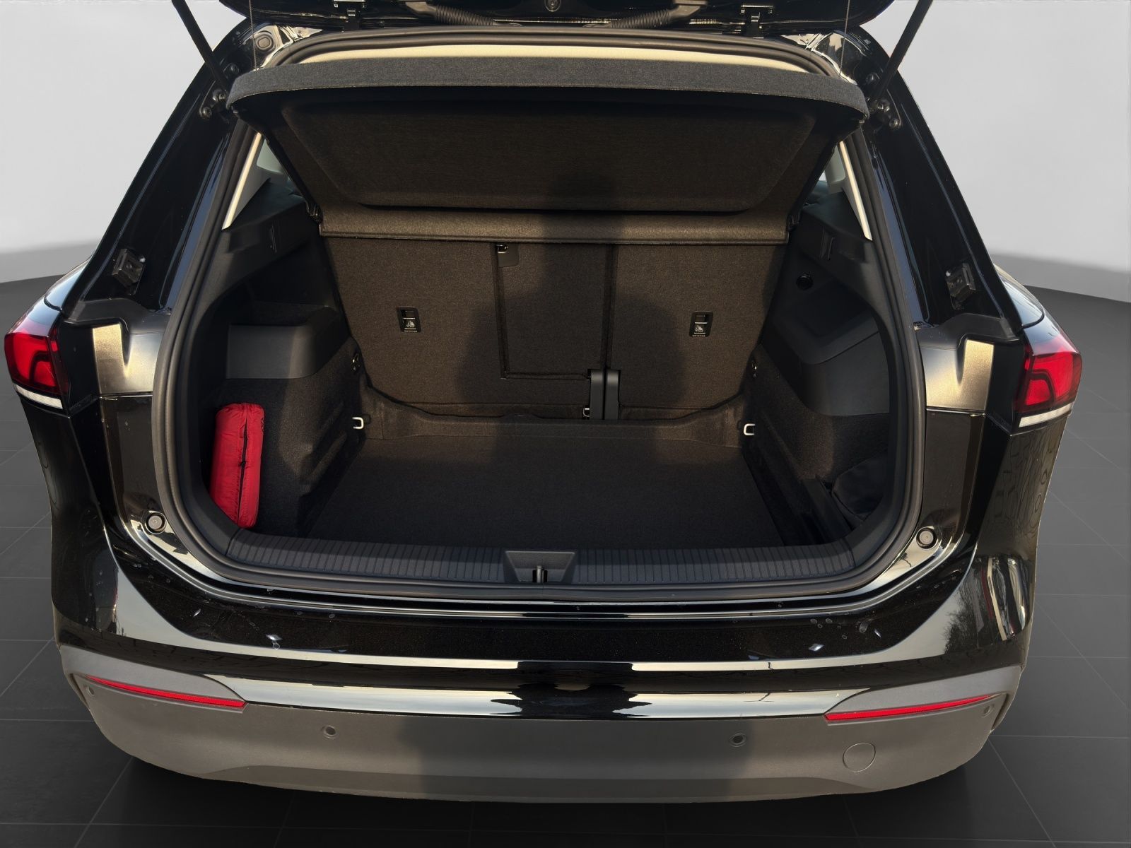 Volkswagen Tiguan 1.5 eTSI DSG NAVI AHK KAMERA foto 17