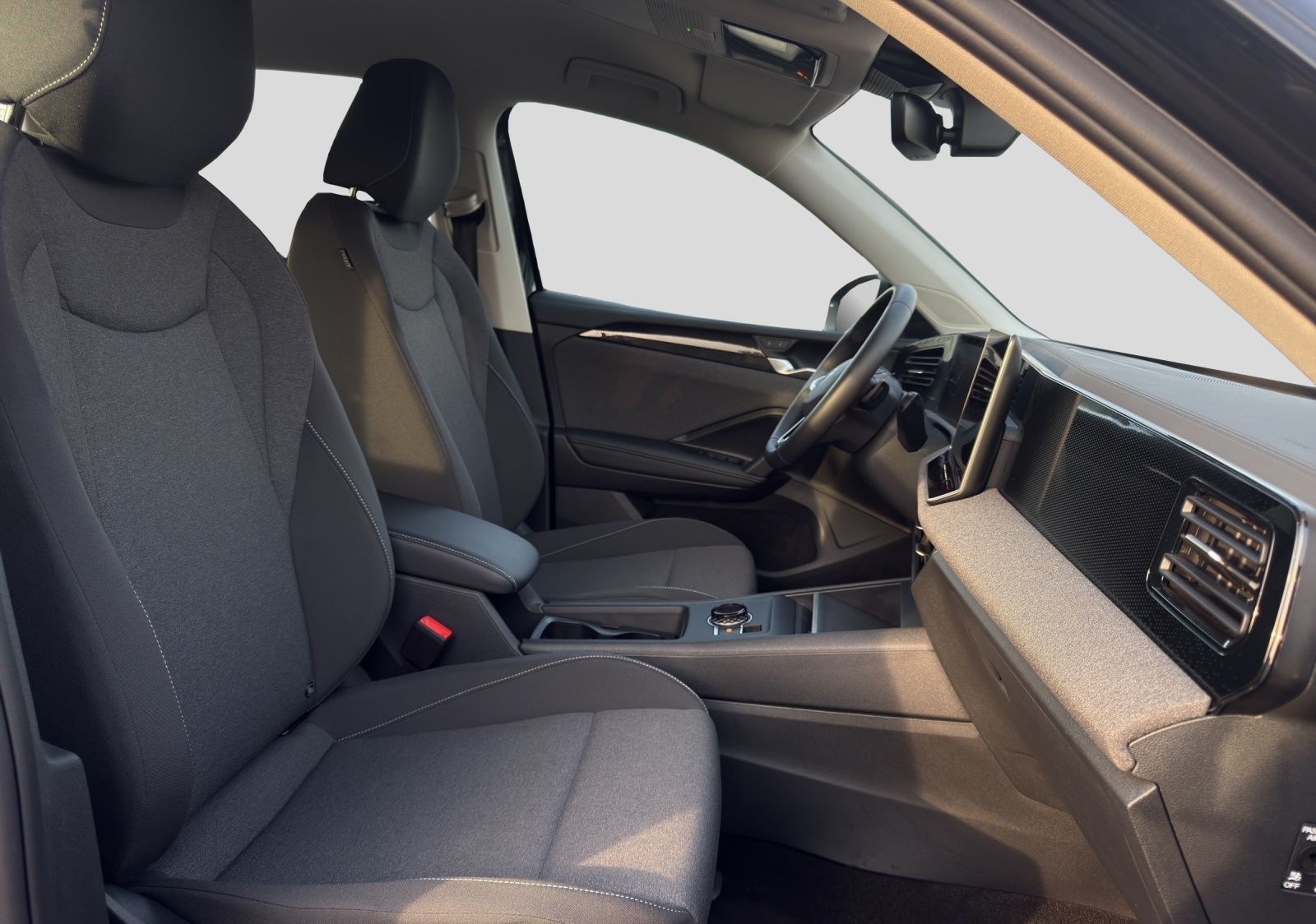 Volkswagen Tiguan 1.5 eTSI DSG NAVI AHK KAMERA foto 4