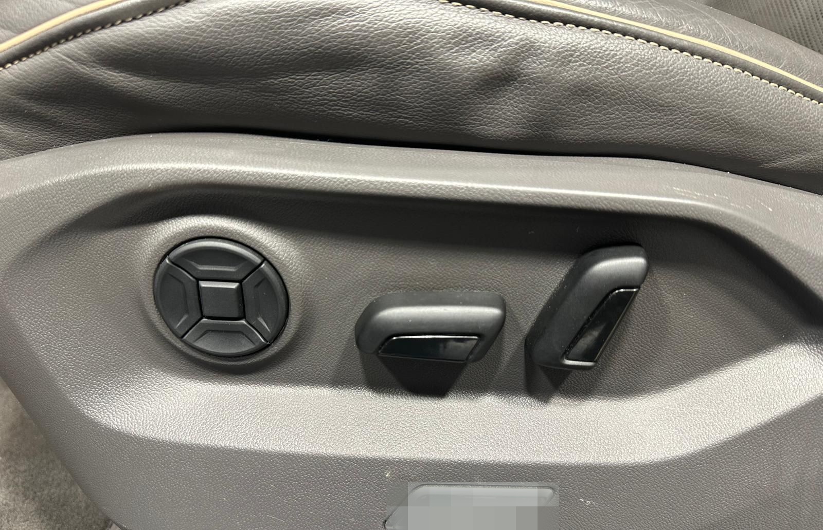 Volkswagen Touareg 3.0 V6 eHybrid Luft|Pano|AHK|21"|360°|He foto 6