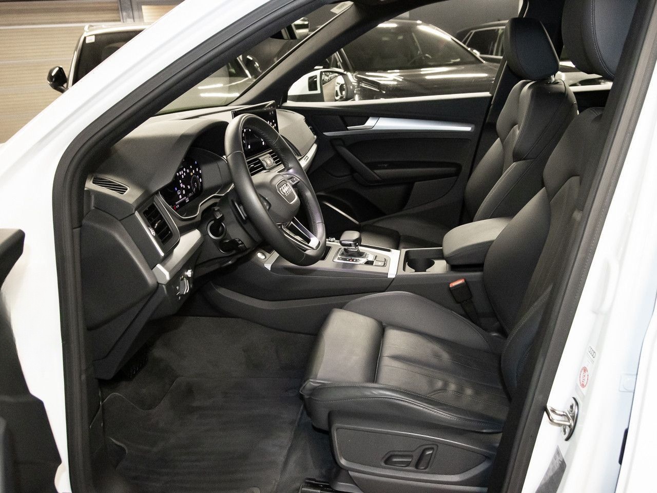 Audi Q5 50 TFSI e quattro Head Up AHK Panorama 360° foto 21