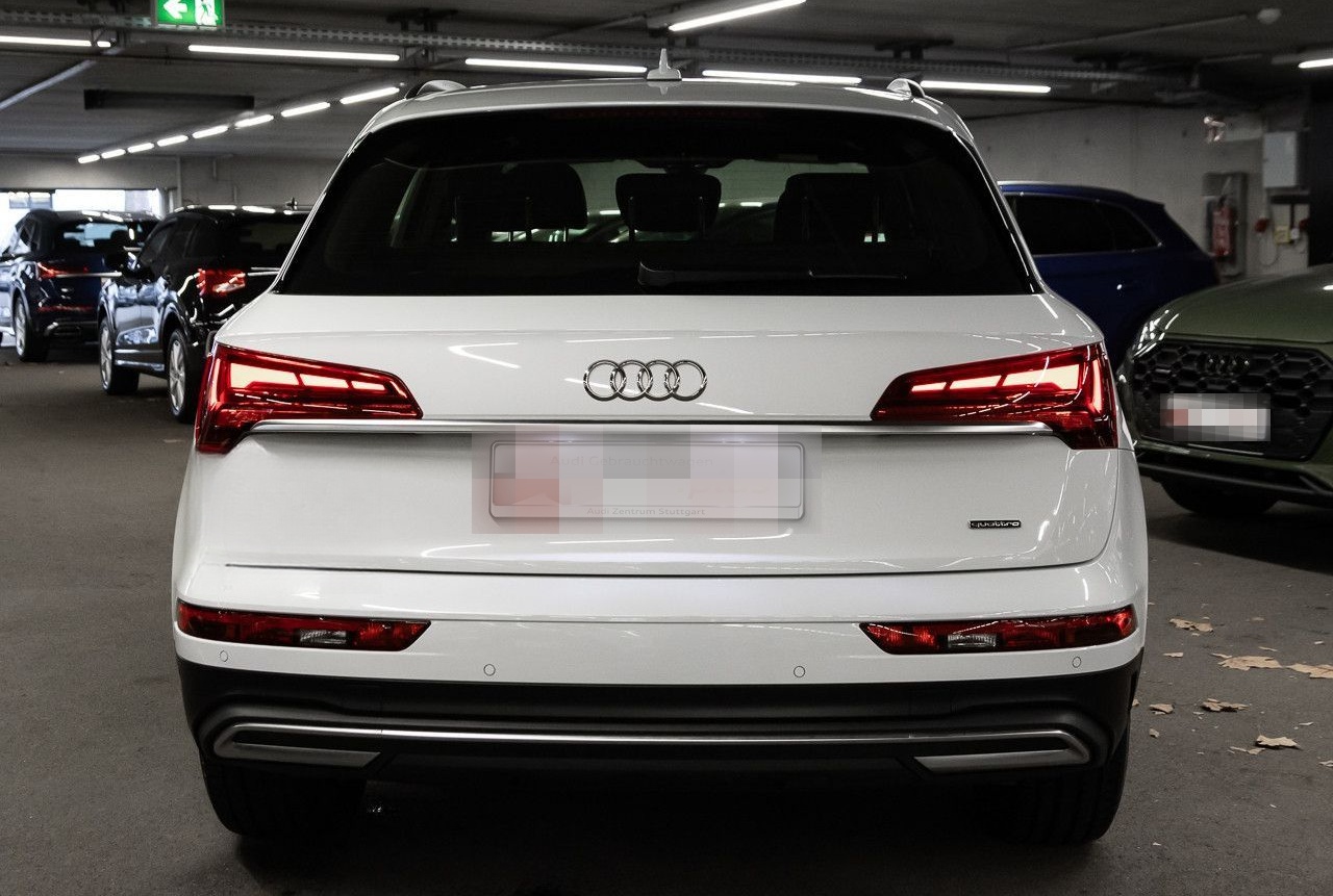 Audi Q5 50 TFSI e quattro Head Up AHK Panorama 360° foto 7