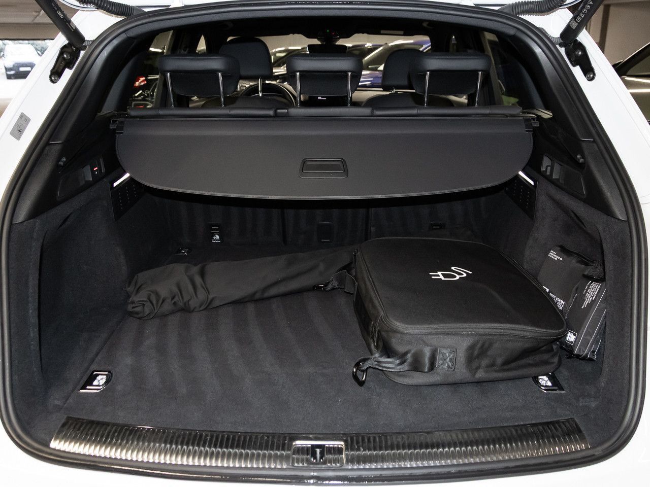 Audi Q5 50 TFSI e quattro Head Up AHK Panorama 360° foto 9