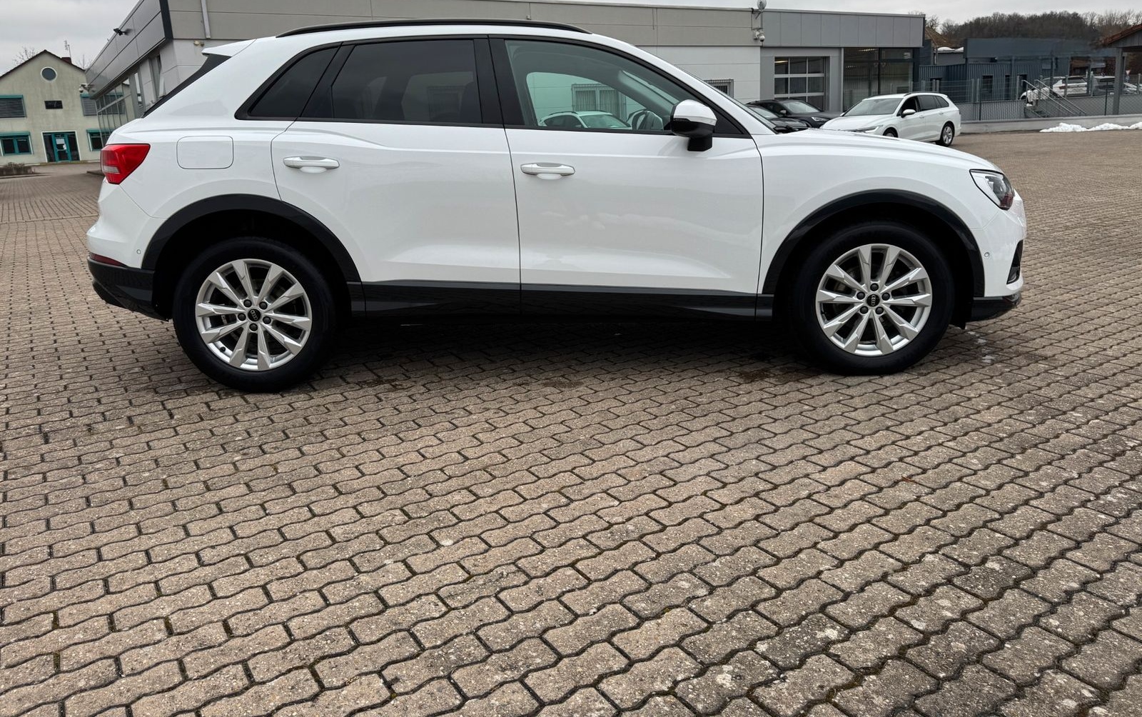 Audi Q3 advanced 35 TDI S-tr. ACC KAMERA LED NAVI foto 5