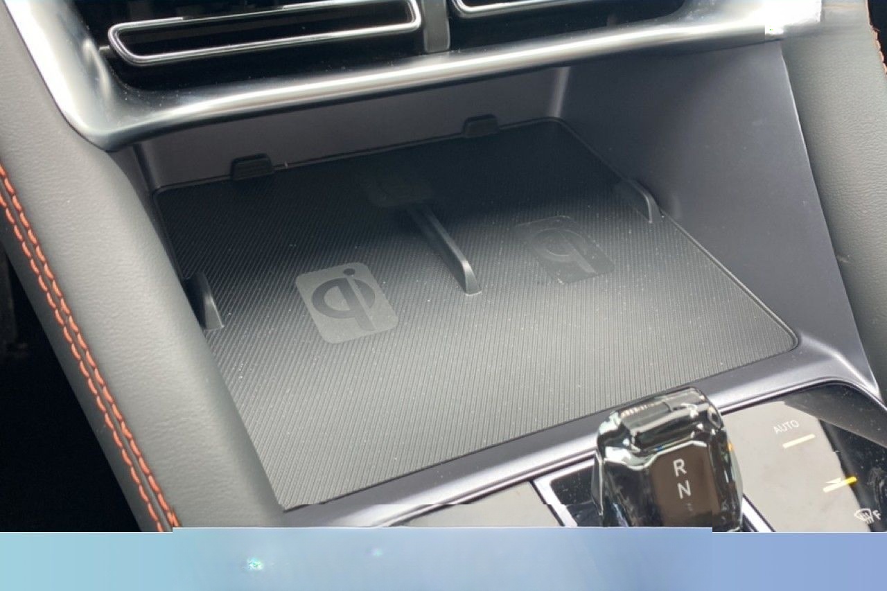 BYD Seal U DM-I Design 18,3 kWh Kamera Navi foto 21