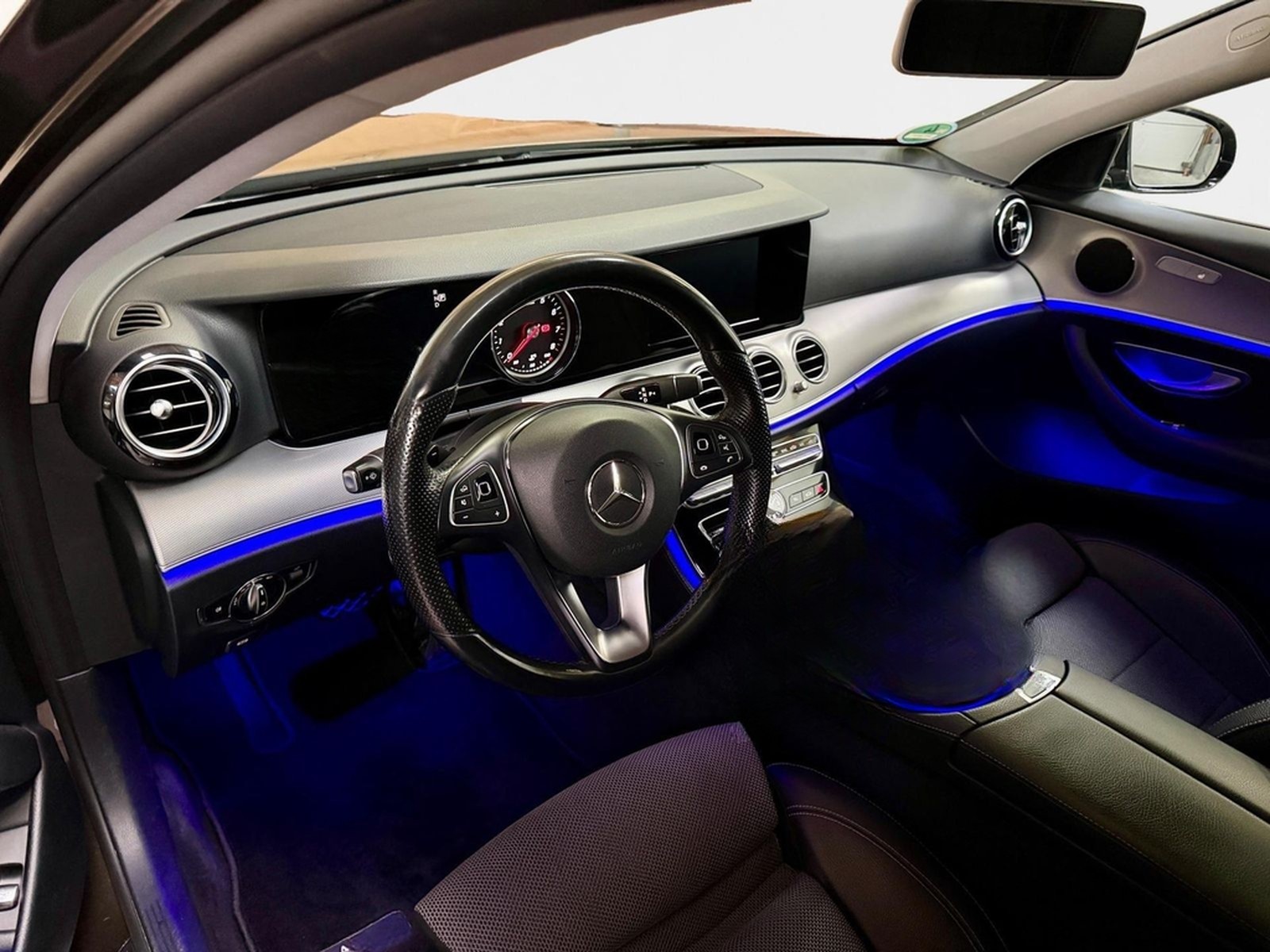 Mercedes-Benz E 200 T Avantgarde AHK schwenkbar Garantie Le... foto 11