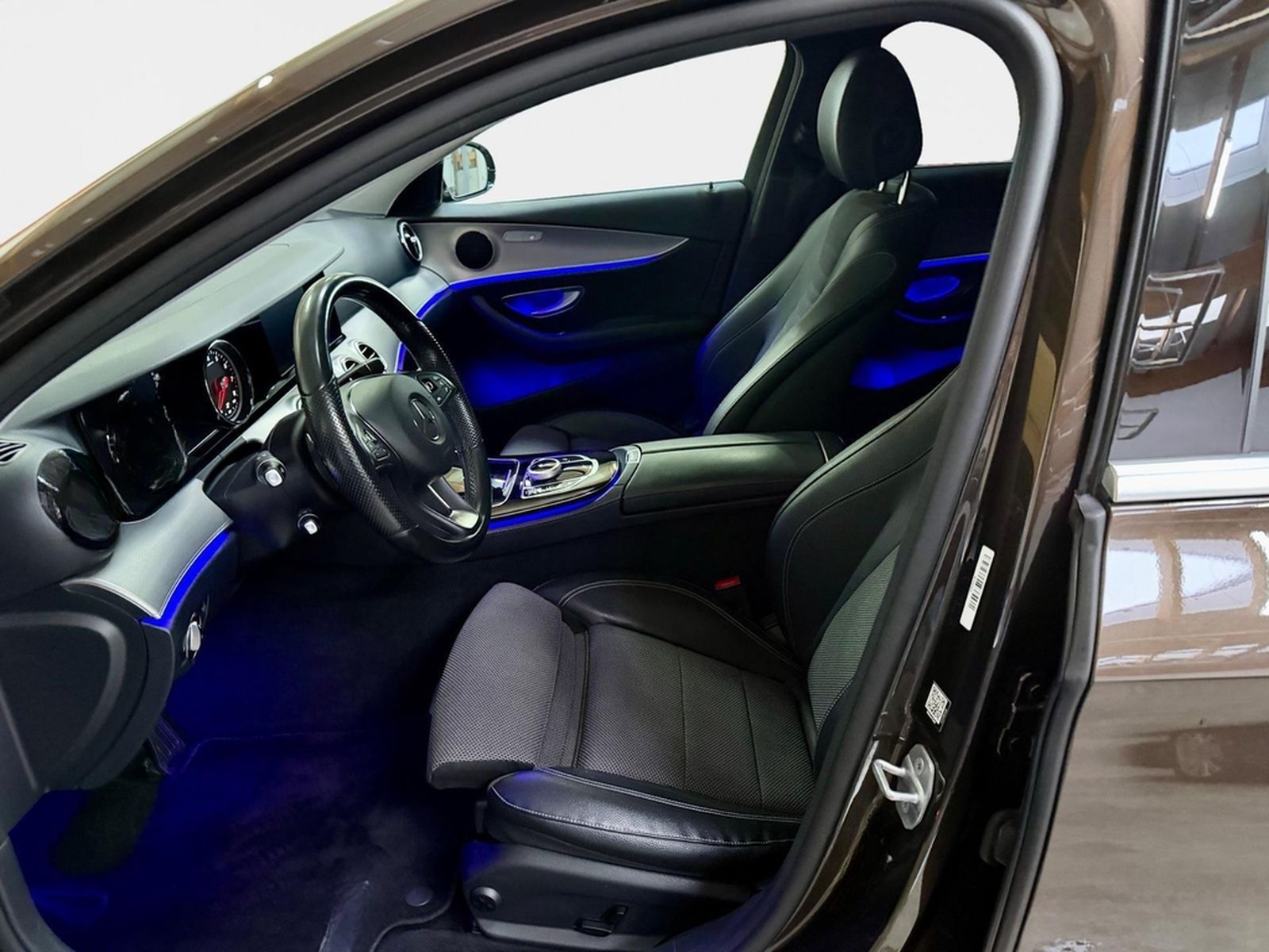 Mercedes-Benz E 200 T Avantgarde AHK schwenkbar Garantie Le... foto 13