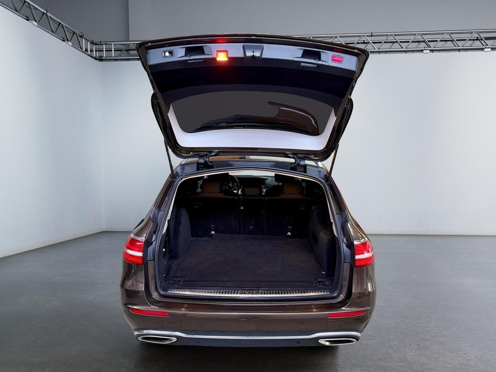 Mercedes-Benz E 200 T Avantgarde AHK schwenkbar Garantie Le... foto 17