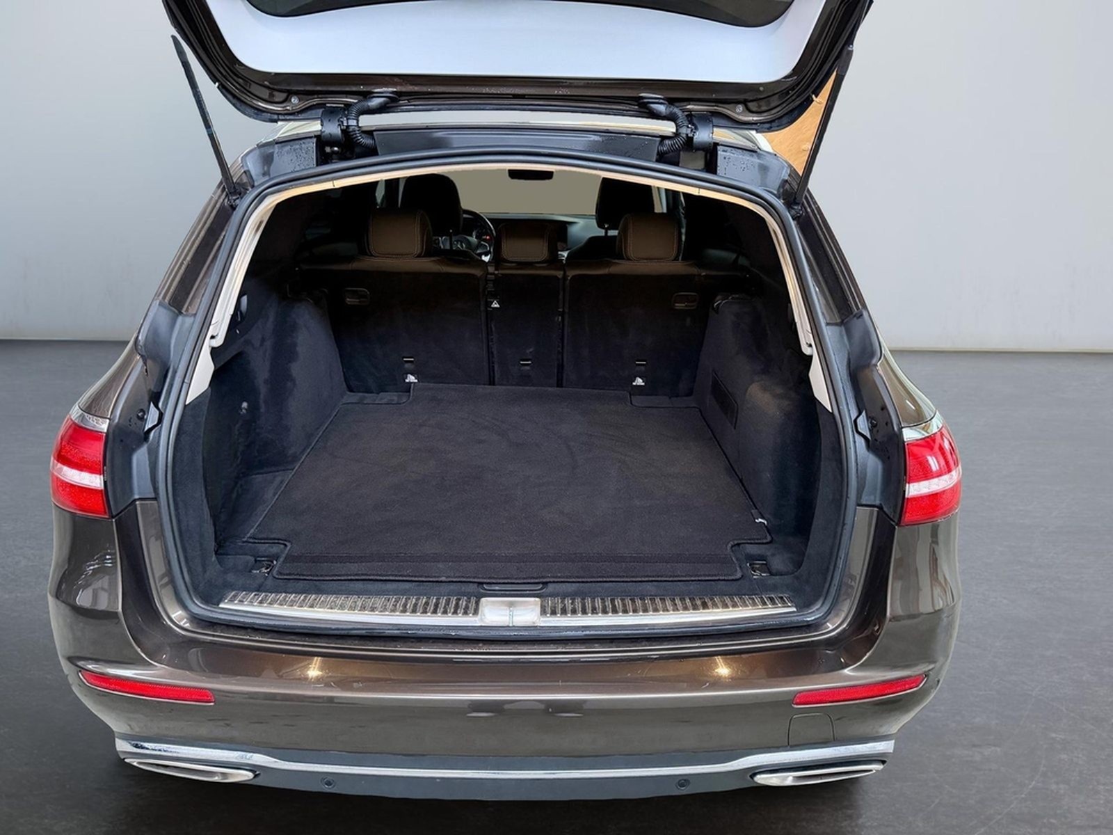 Mercedes-Benz E 200 T Avantgarde AHK schwenkbar Garantie Le... foto 19