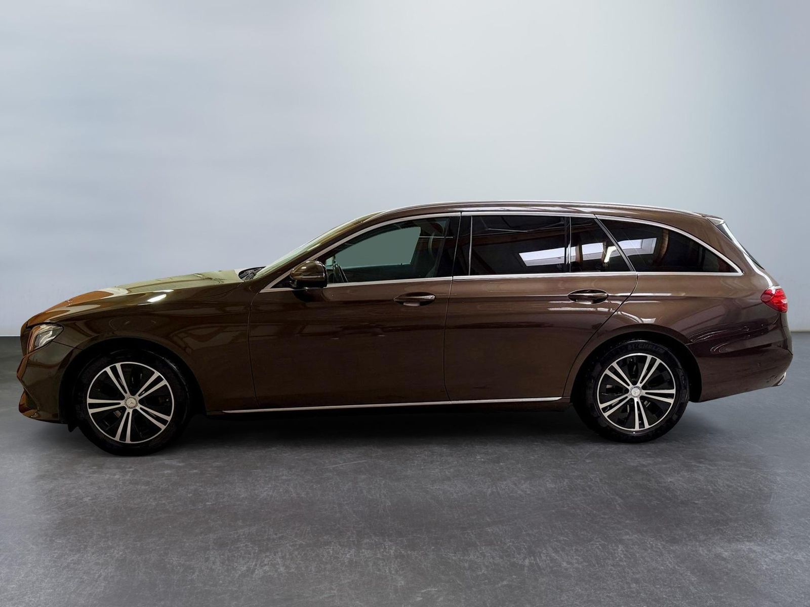 Mercedes-Benz E 200 T Avantgarde AHK schwenkbar Garantie Le... foto 6