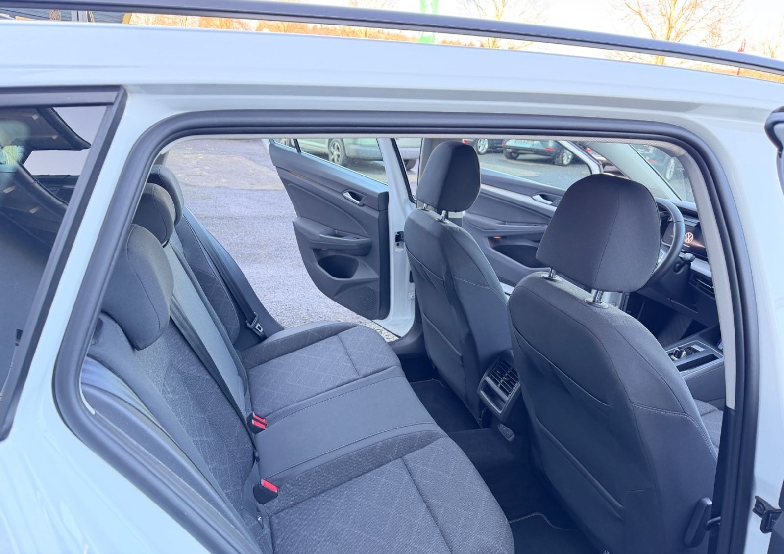 Volkswagen Golf VIII Variant Life DSG Navi Virtual SHZ AHK foto 12