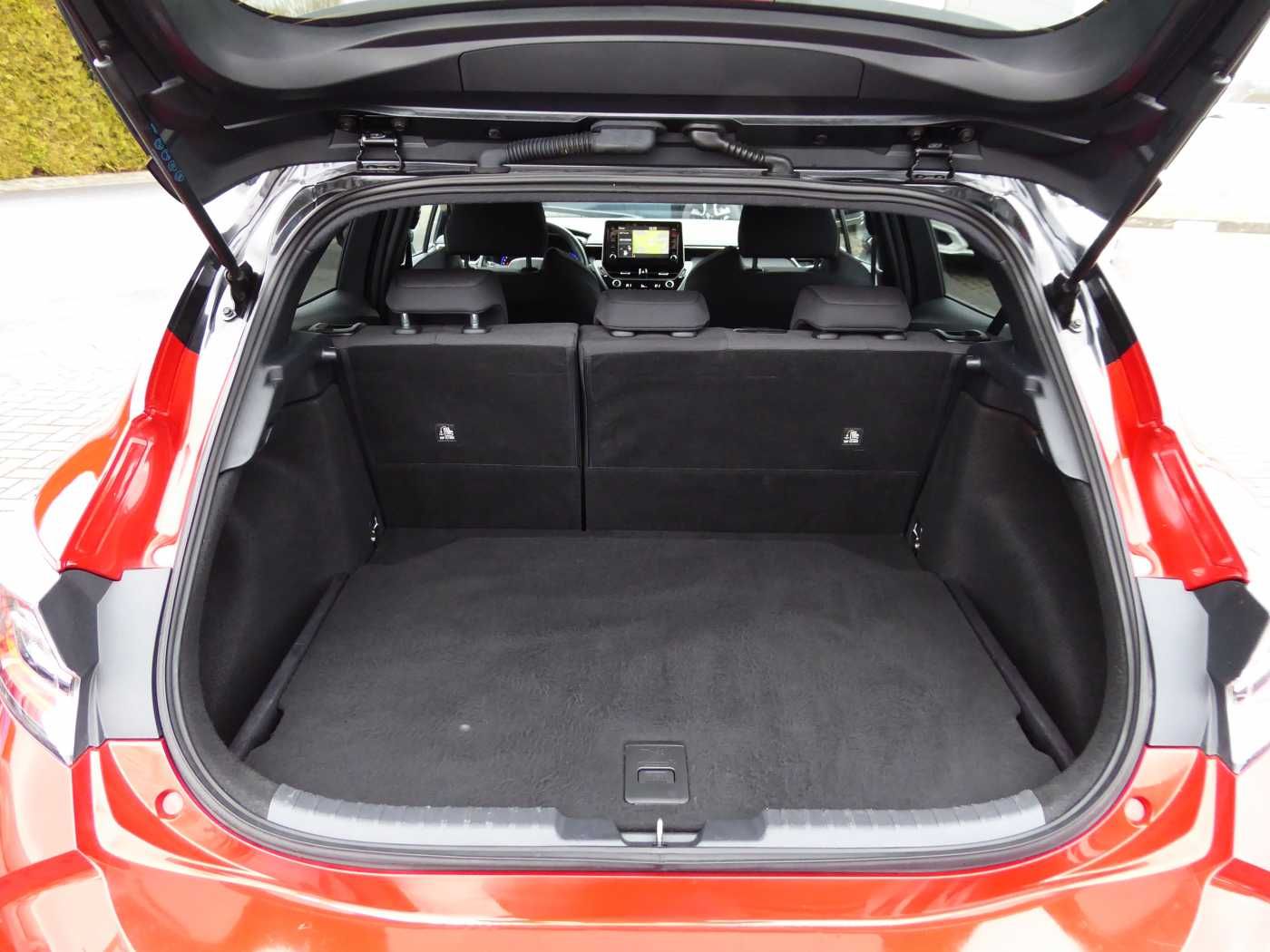 Toyota Corolla Hybrid 2.0 Club / Style- & Technik-Paket foto 11