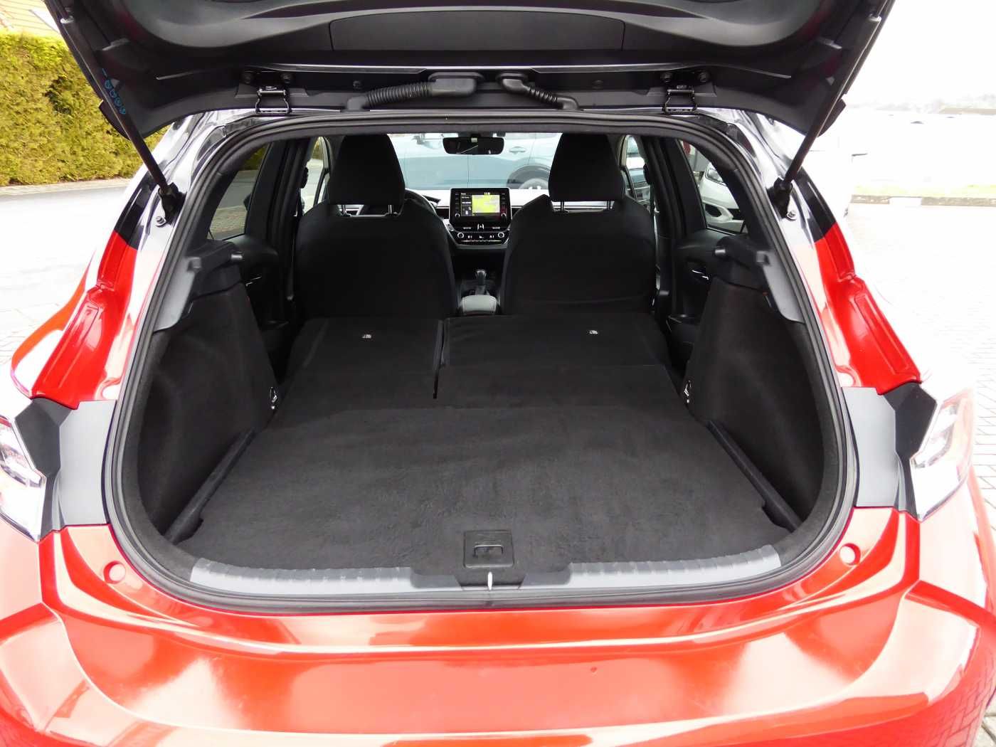 Toyota Corolla Hybrid 2.0 Club / Style- & Technik-Paket foto 12