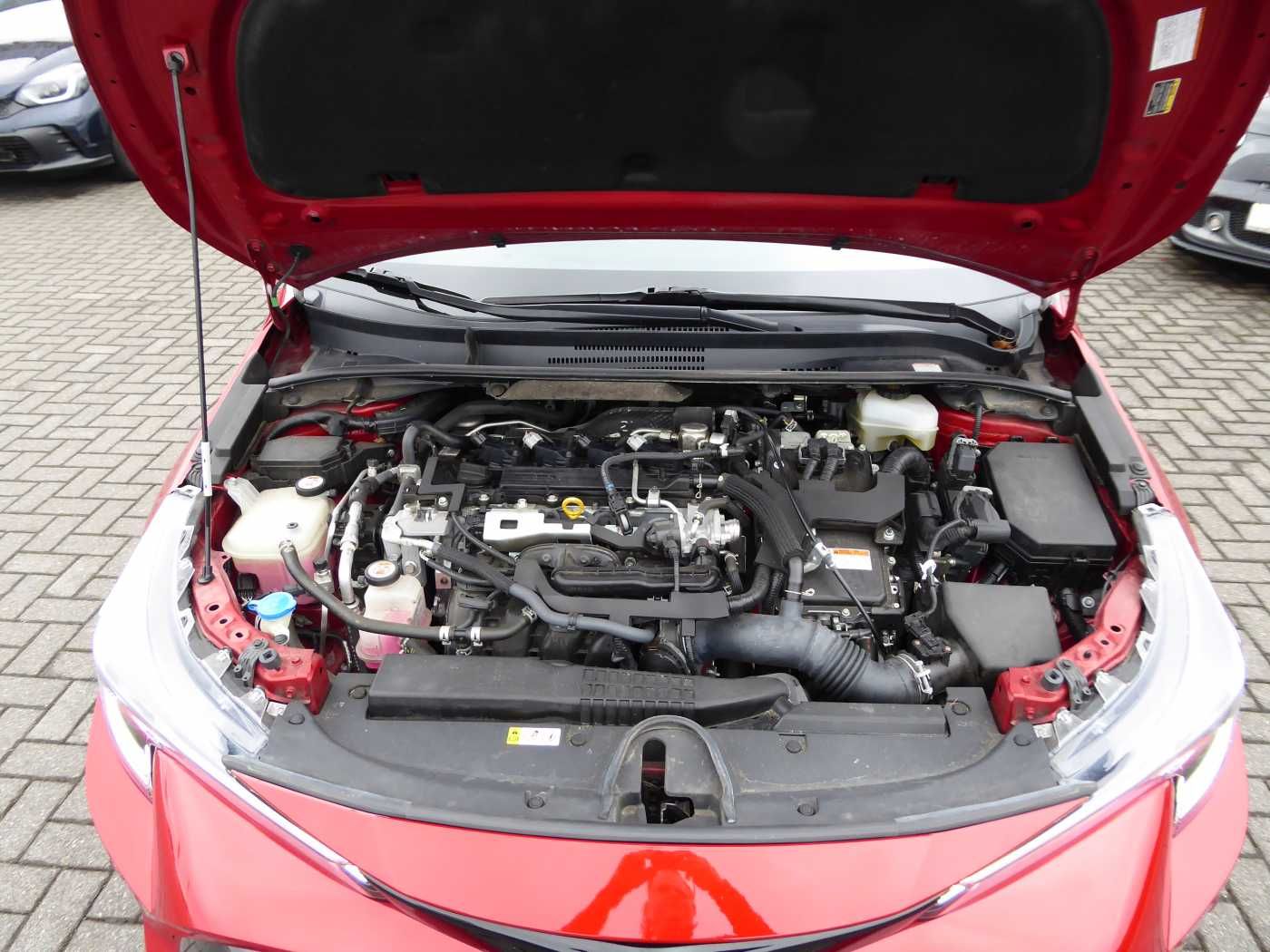 Toyota Corolla Hybrid 2.0 Club / Style- & Technik-Paket foto 15