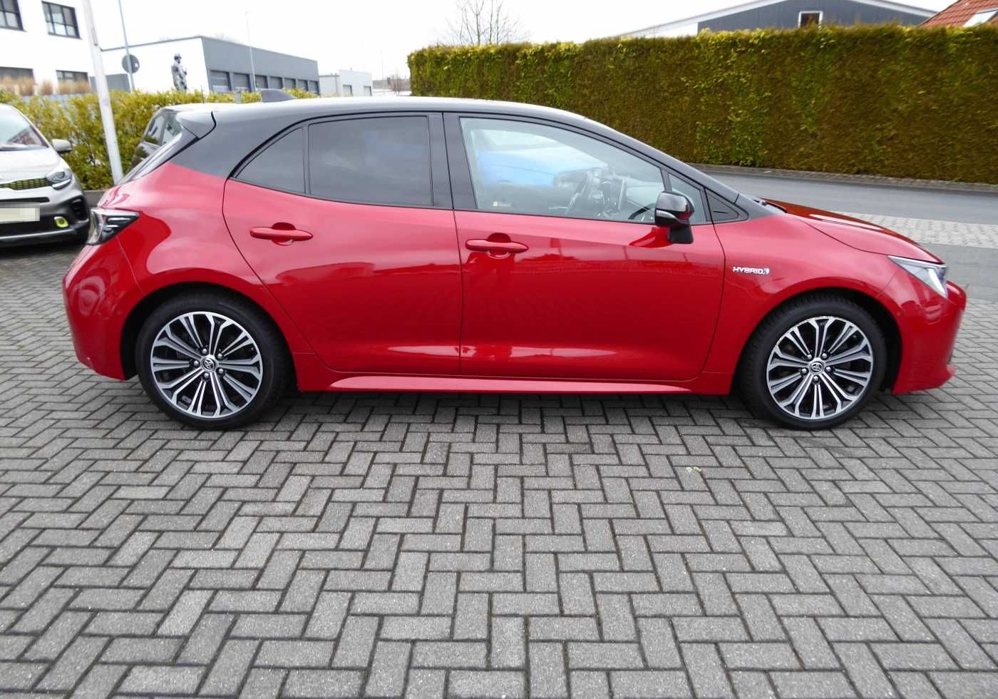 Toyota Corolla Hybrid 2.0 Club / Style- & Technik-Paket foto 6