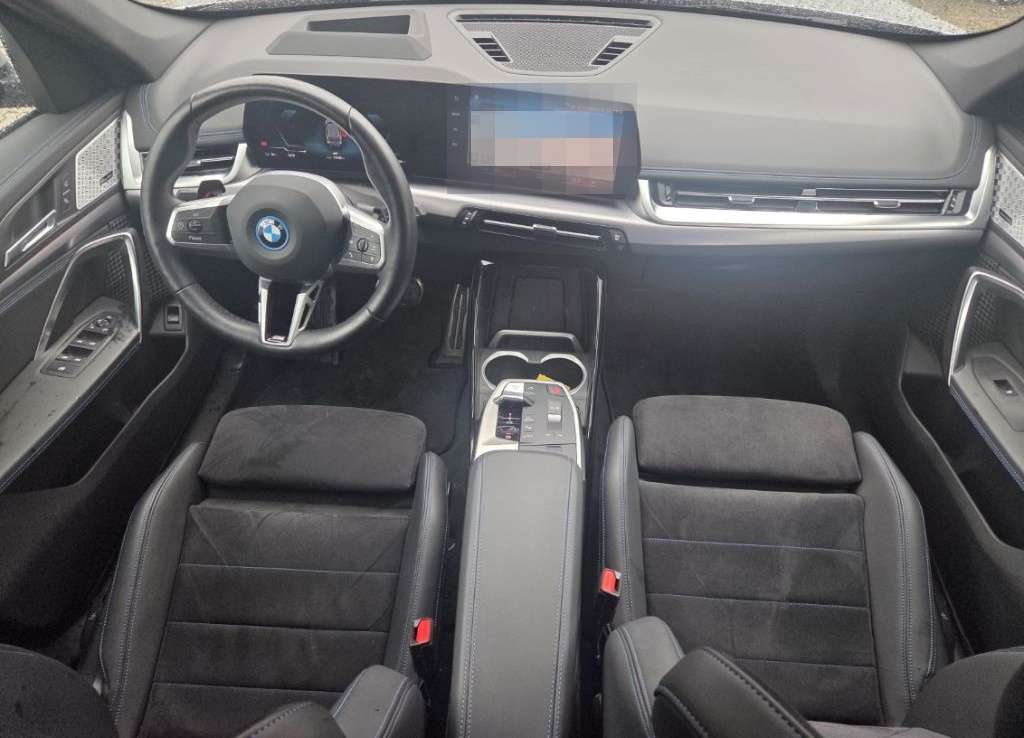 BMW iX1 xDrive 30 M-Sport HUD AHK Navi Dig.Cockpit S foto 12