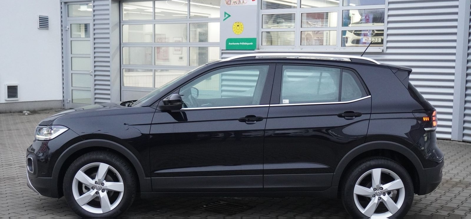 Volkswagen T-Cross 1.0 TSI Style LED ACC PDC Sitzheizung foto 9
