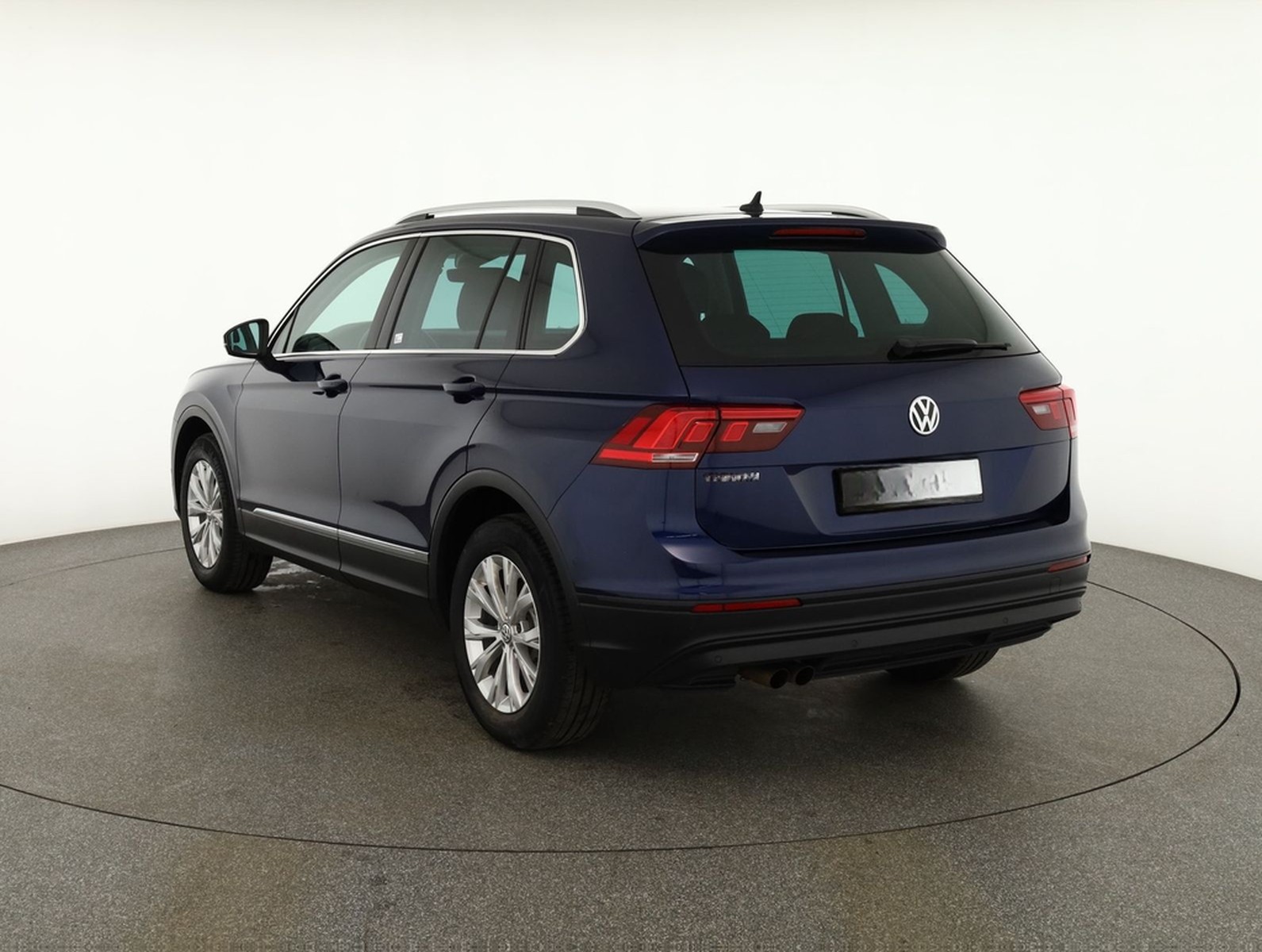 Volkswagen Tiguan 1.5 TSI Comfortline LED Navi Sitzheizung foto 3