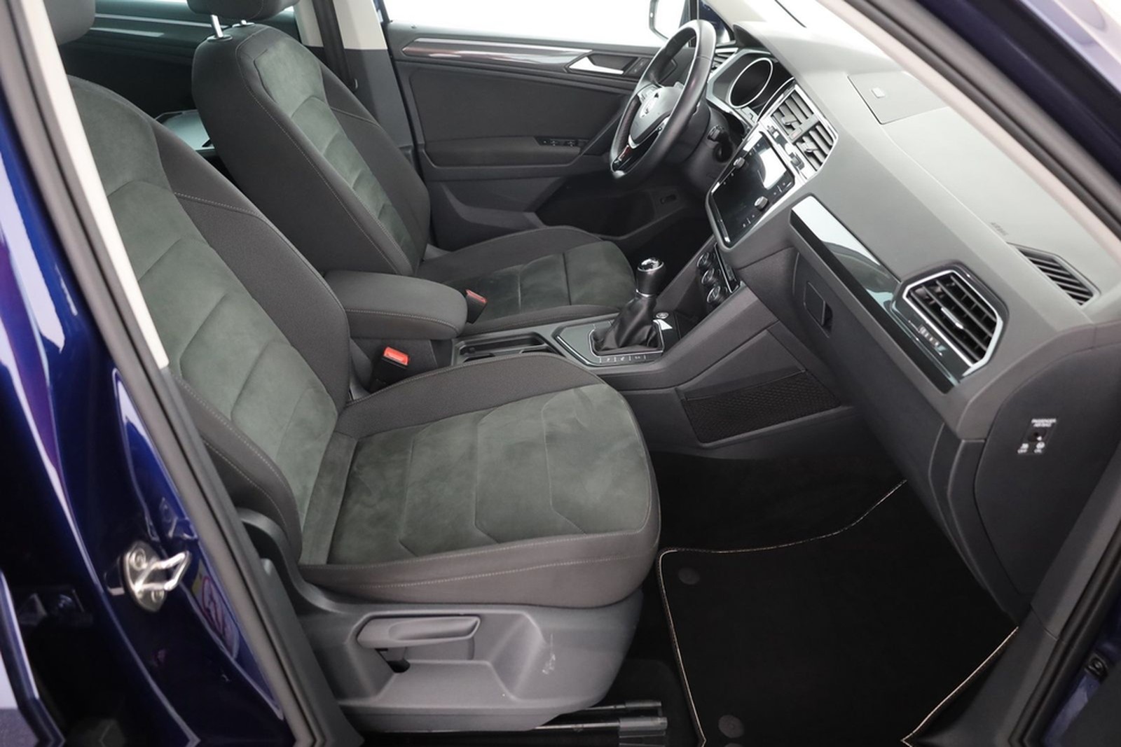 Volkswagen Tiguan 1.5 TSI Comfortline LED Navi Sitzheizung foto 23