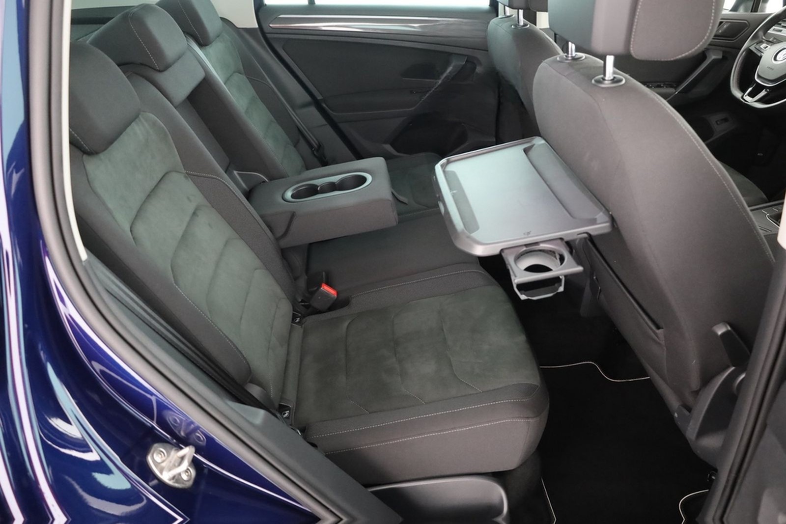 Volkswagen Tiguan 1.5 TSI Comfortline LED Navi Sitzheizung foto 24