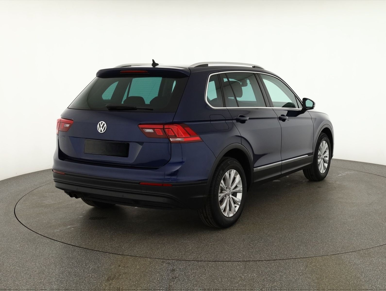Volkswagen Tiguan 1.5 TSI Comfortline LED Navi Sitzheizung foto 5