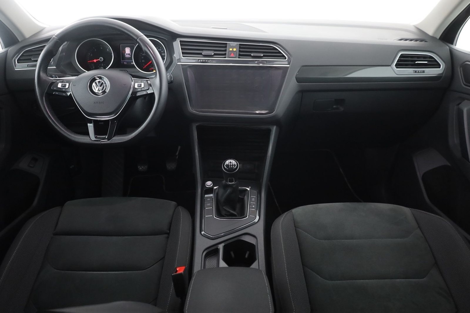 Volkswagen Tiguan 1.5 TSI Comfortline LED Navi Sitzheizung foto 9